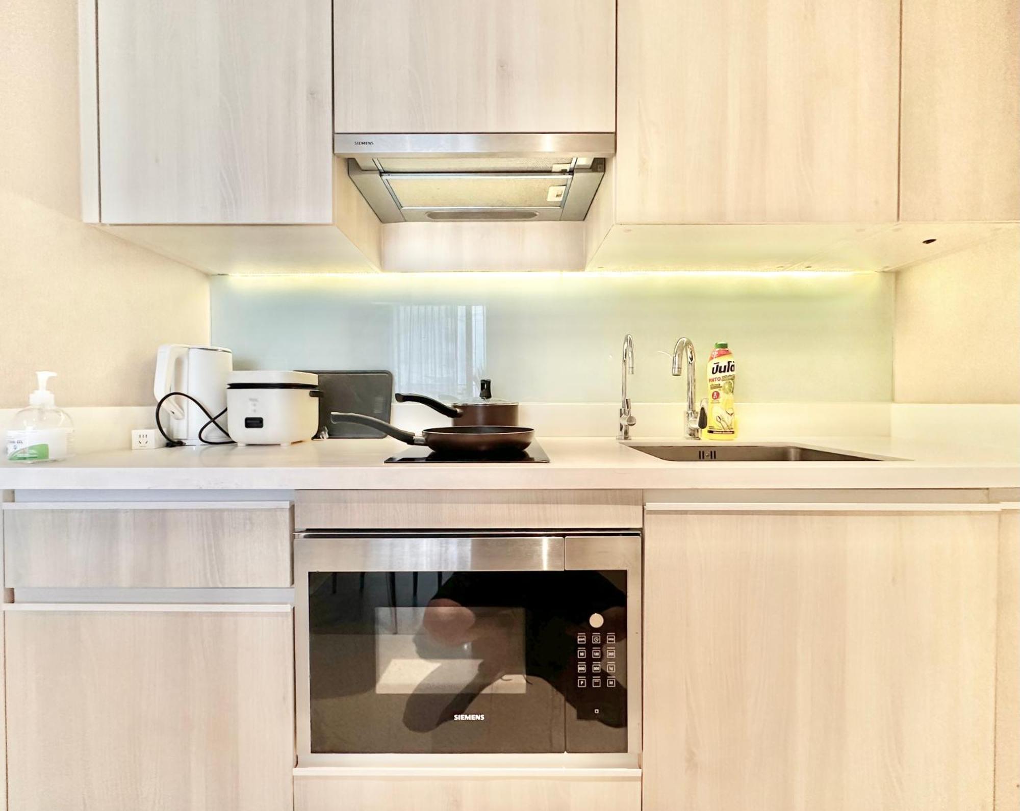 Sukhumvit 11#luxury#pool#gym#bts Nana&mrt Sukhumvit#1br#max4ppl Apartment