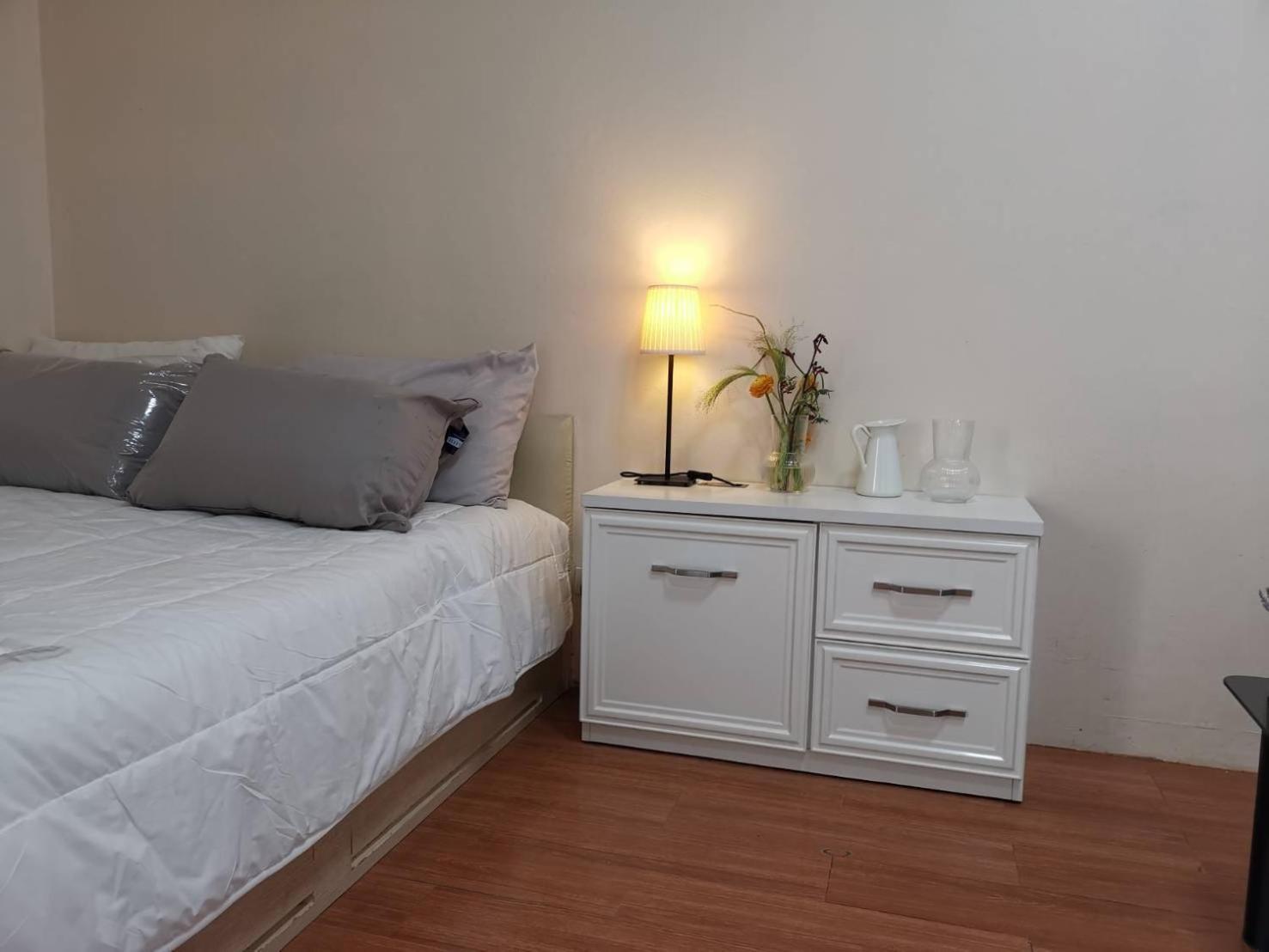 Cozy 1br Walk To Bts And Airport Rail Link Close To Malls T Apartment *