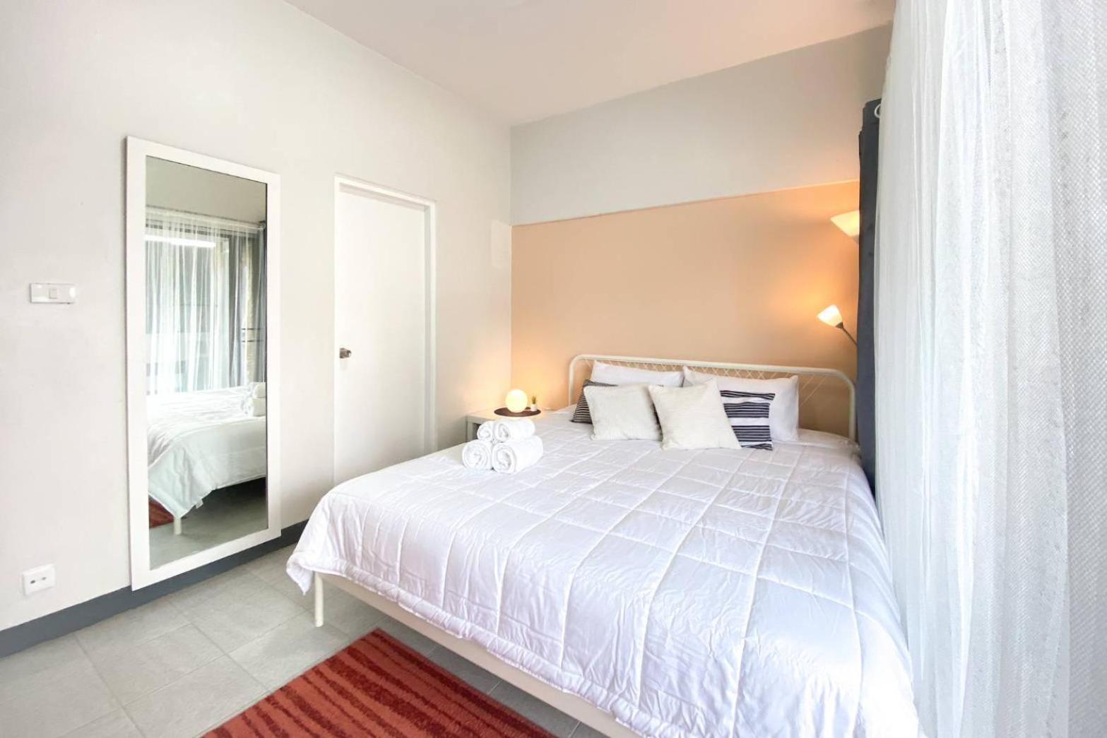 Apartment Cozy 1br Walk To Bts And Airport Rail Link Close To Malls T Bangkok