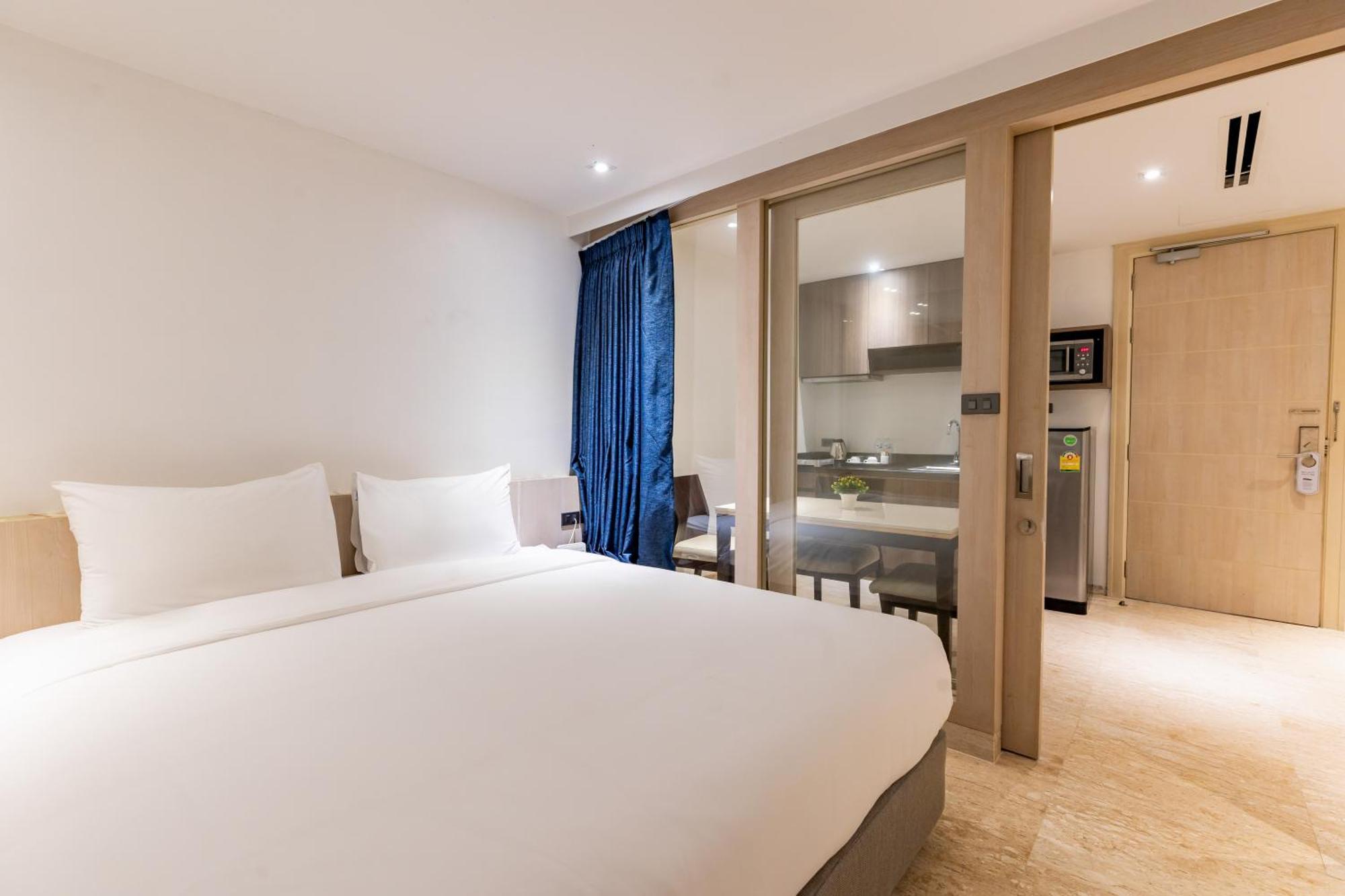 Sukhothai Ruam Ruedi Hotel 3*