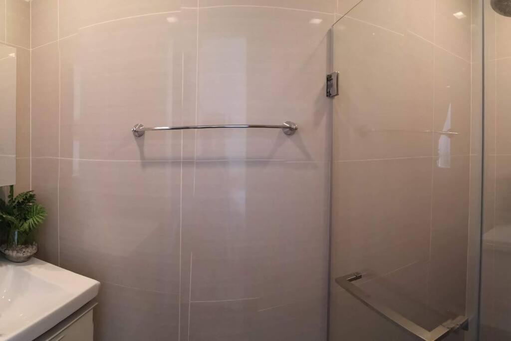 Apartment Cozy In Only Monthly Rent !