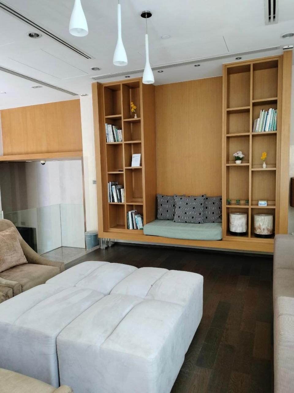 Ceil By Sansiri Bts Ekamai Shuttle To Bts Ekamai , Gateway Mall , Major Cineplex Mid City. Great Place To Explore Apartment