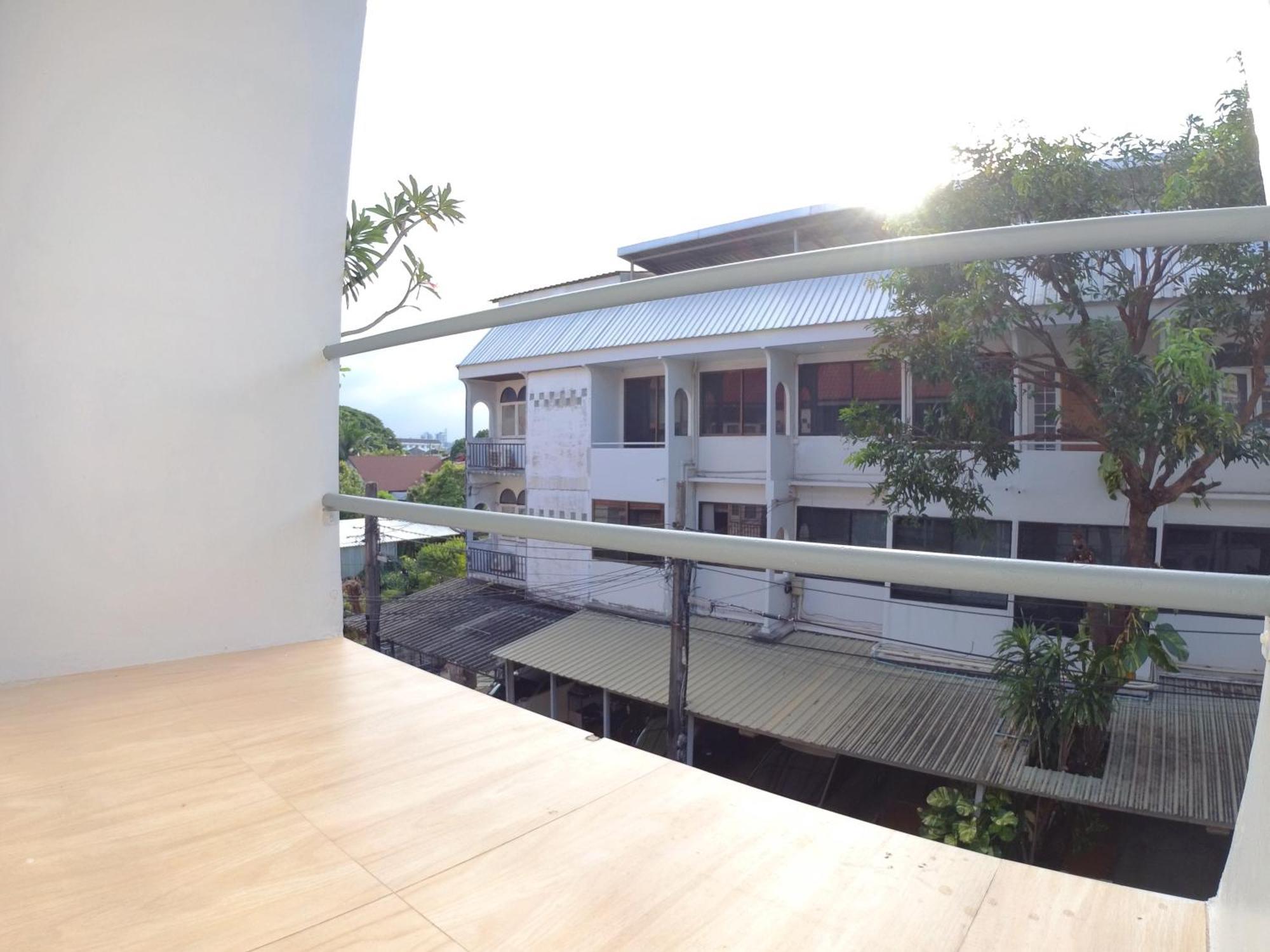 36 * Bangkok