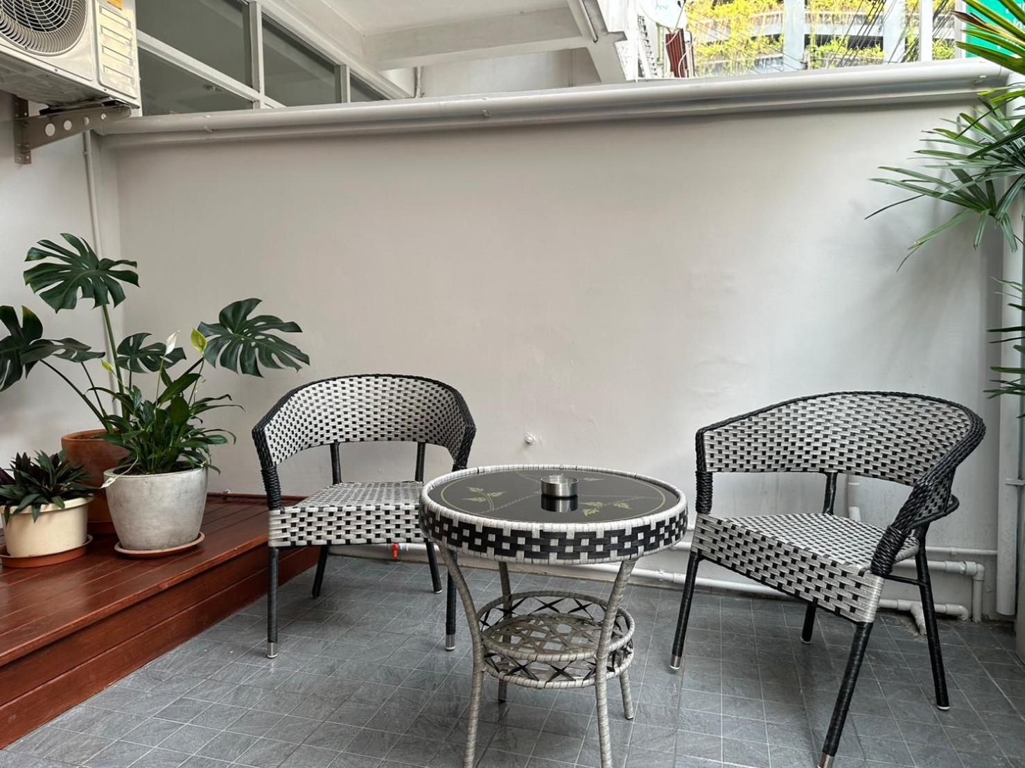 Ferienhaus Bunya House Near Bts Asok, Terminal21 Private&cozy Bangkok