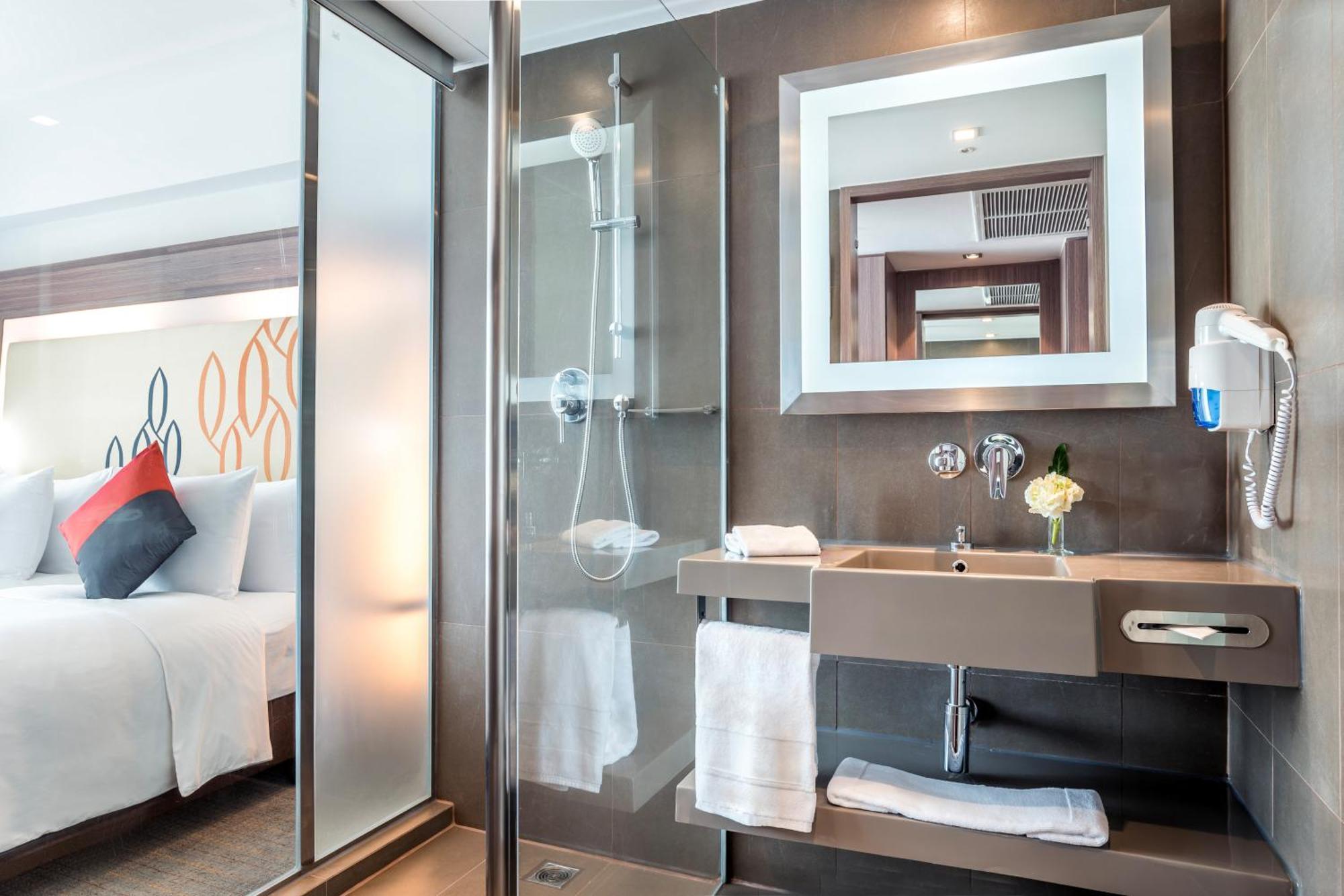 Hilton Garden Silom Hotel Bangkok