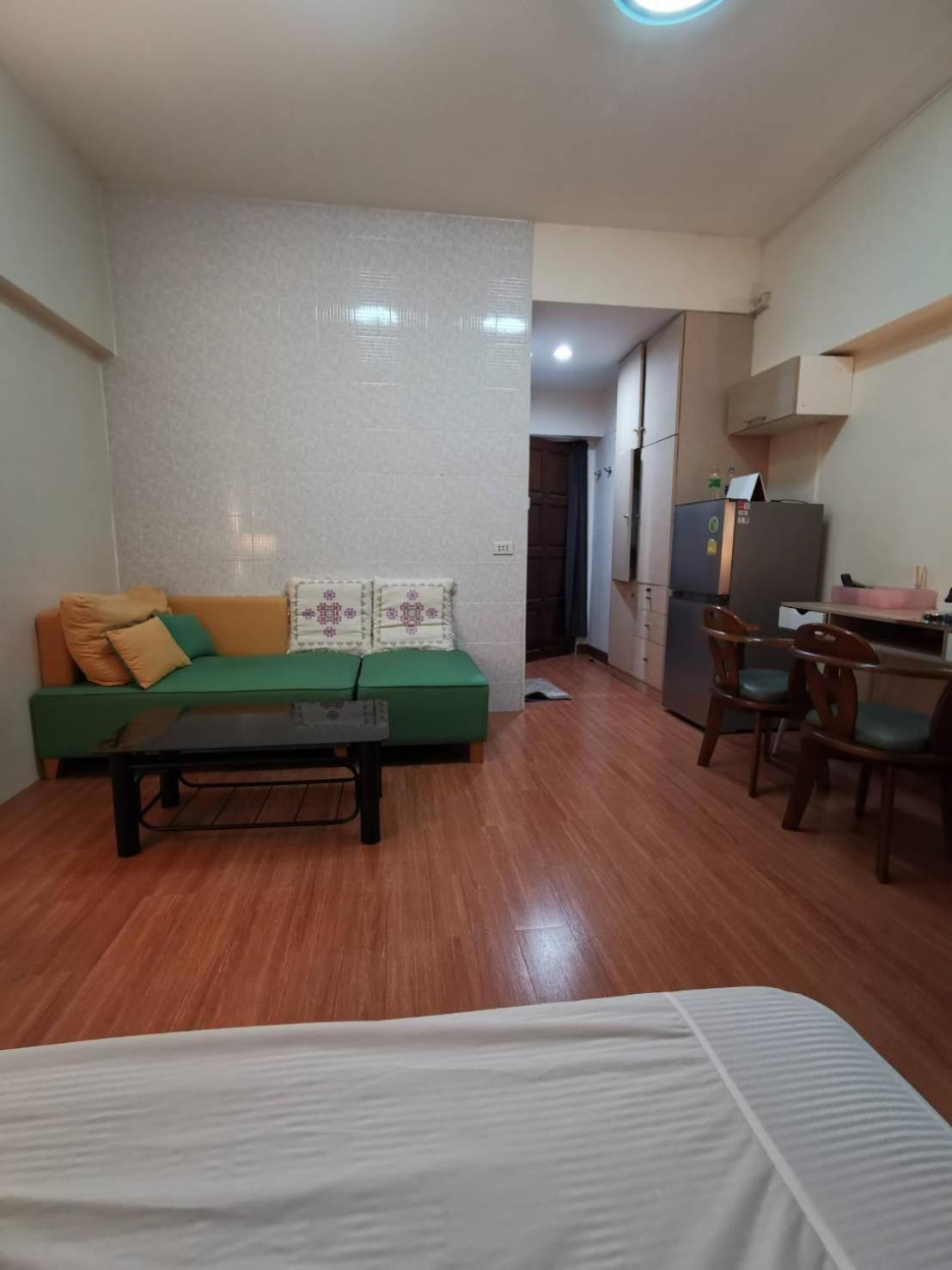 Cozy 1br Walk To Bts And Airport Rail Link Close To Malls T Apartment *