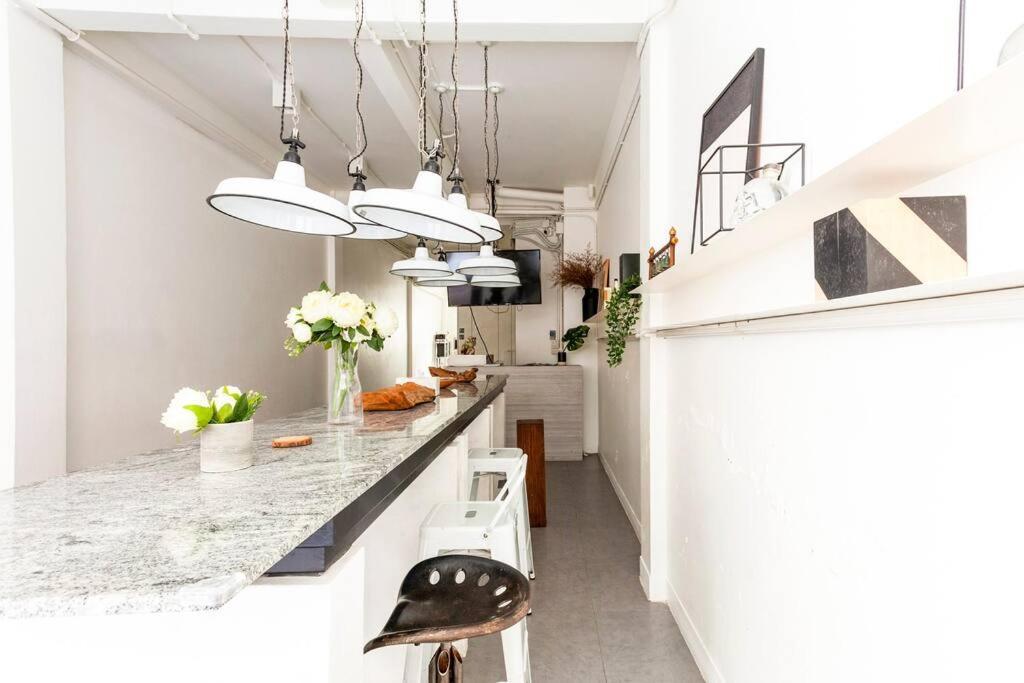Miq_5br/silom Bts,mrt/wifi 1000mb/jacuzzi/16pax * Bangkok