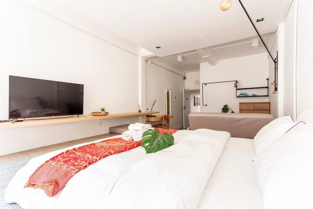 Villa Miq_5br/silom Bts,mrt/wifi 1000mb/jacuzzi/16pax
