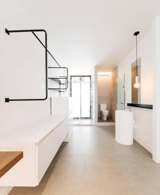 Miq_5br/silom Bts,mrt/wifi 1000mb/jacuzzi/16pax Villa *
