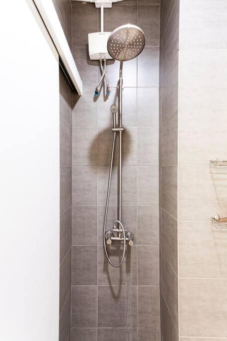 Miq_5br/silom Bts,mrt/wifi 1000mb/jacuzzi/16pax *
