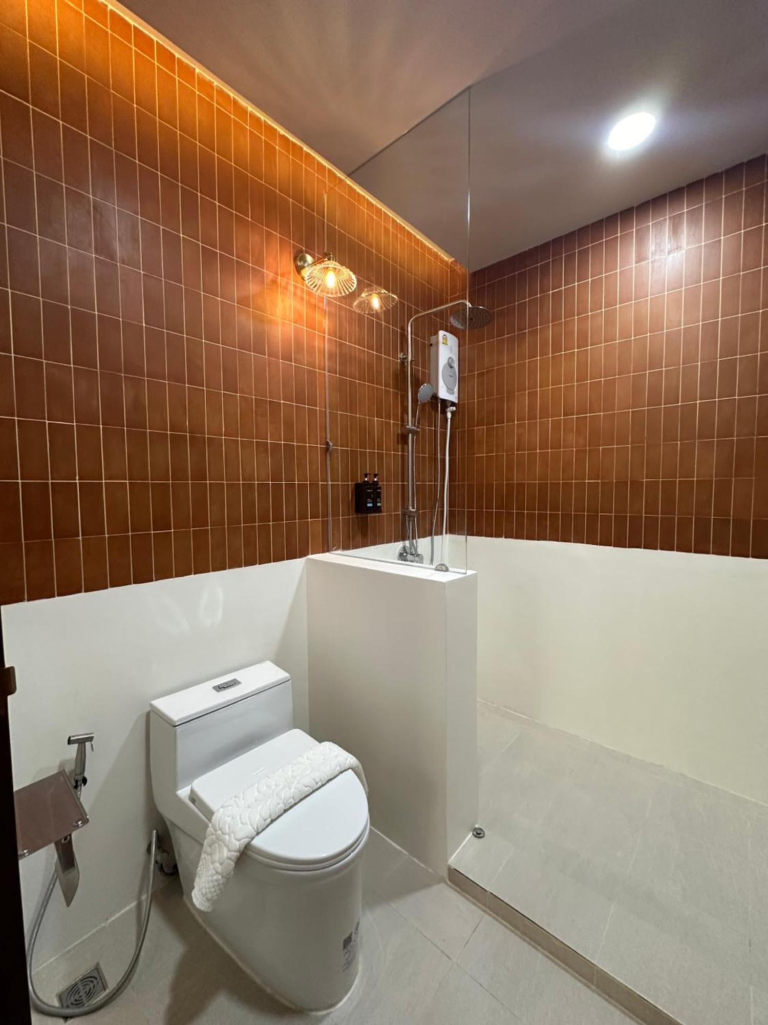 Ferienhaus Bunya House Near Bts Asok, Terminal21 Private&cozy *