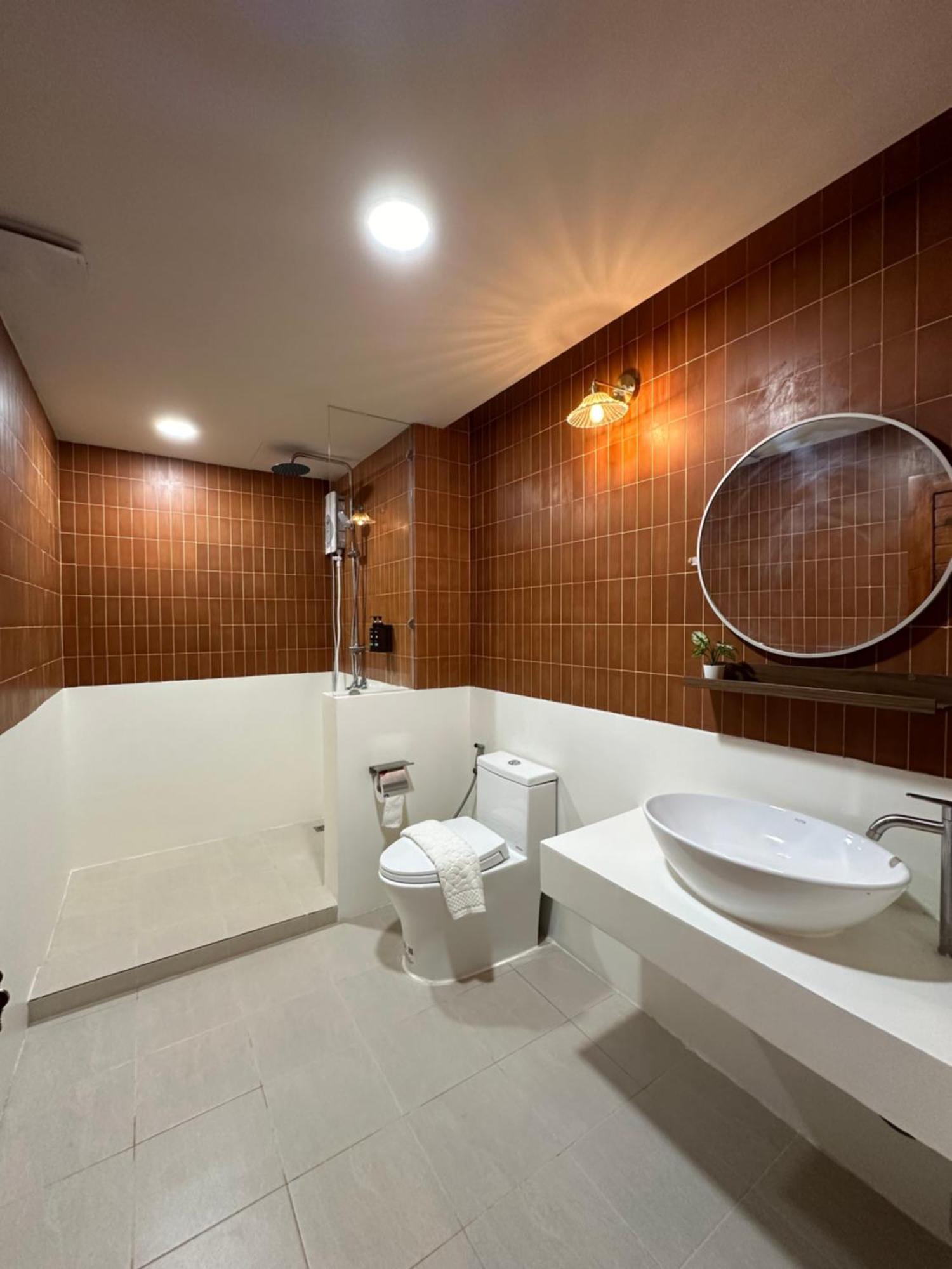 Ferienhaus Bunya House Near Bts Asok, Terminal21 Private&cozy *