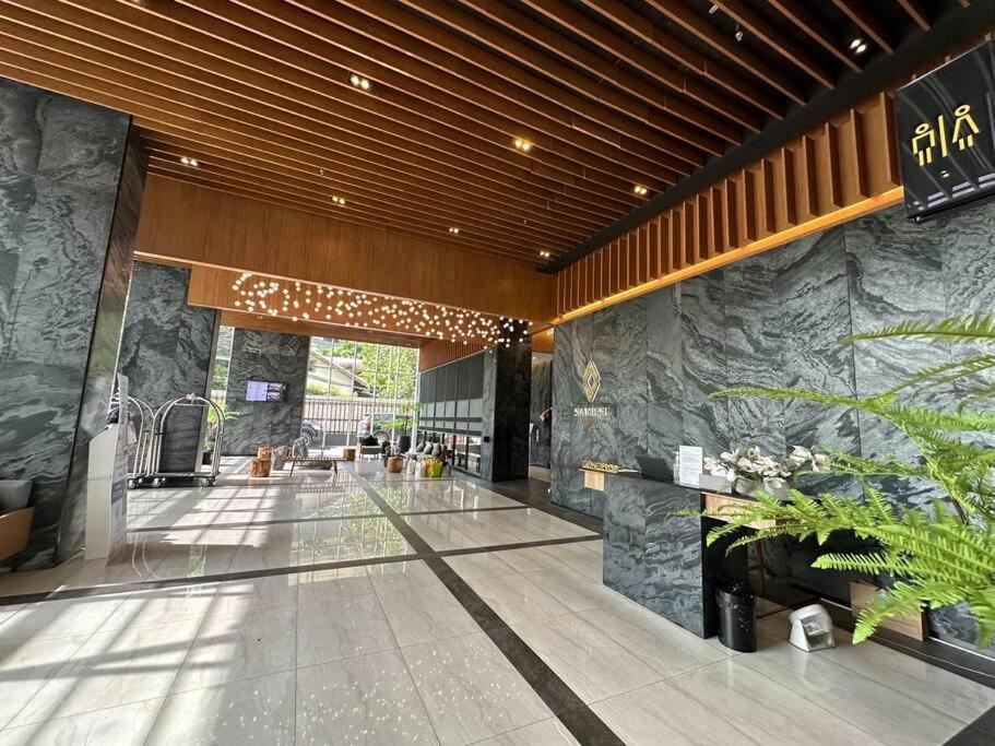 S42 Wyndham Garden Sukhumvit Bts Ekkamai Gym Swim Bangkok
