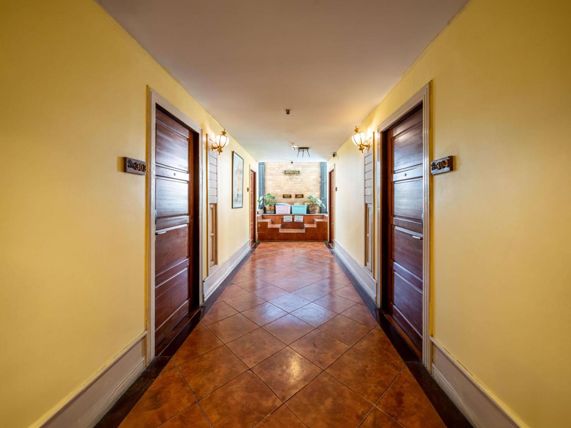 Royal Ivory Sukhumvit Nana Hotel Bangkok