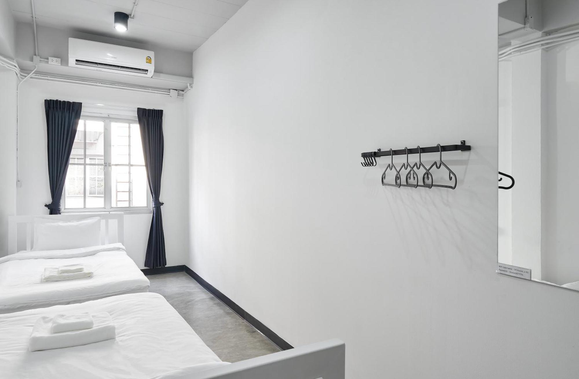 G5 Hostel *