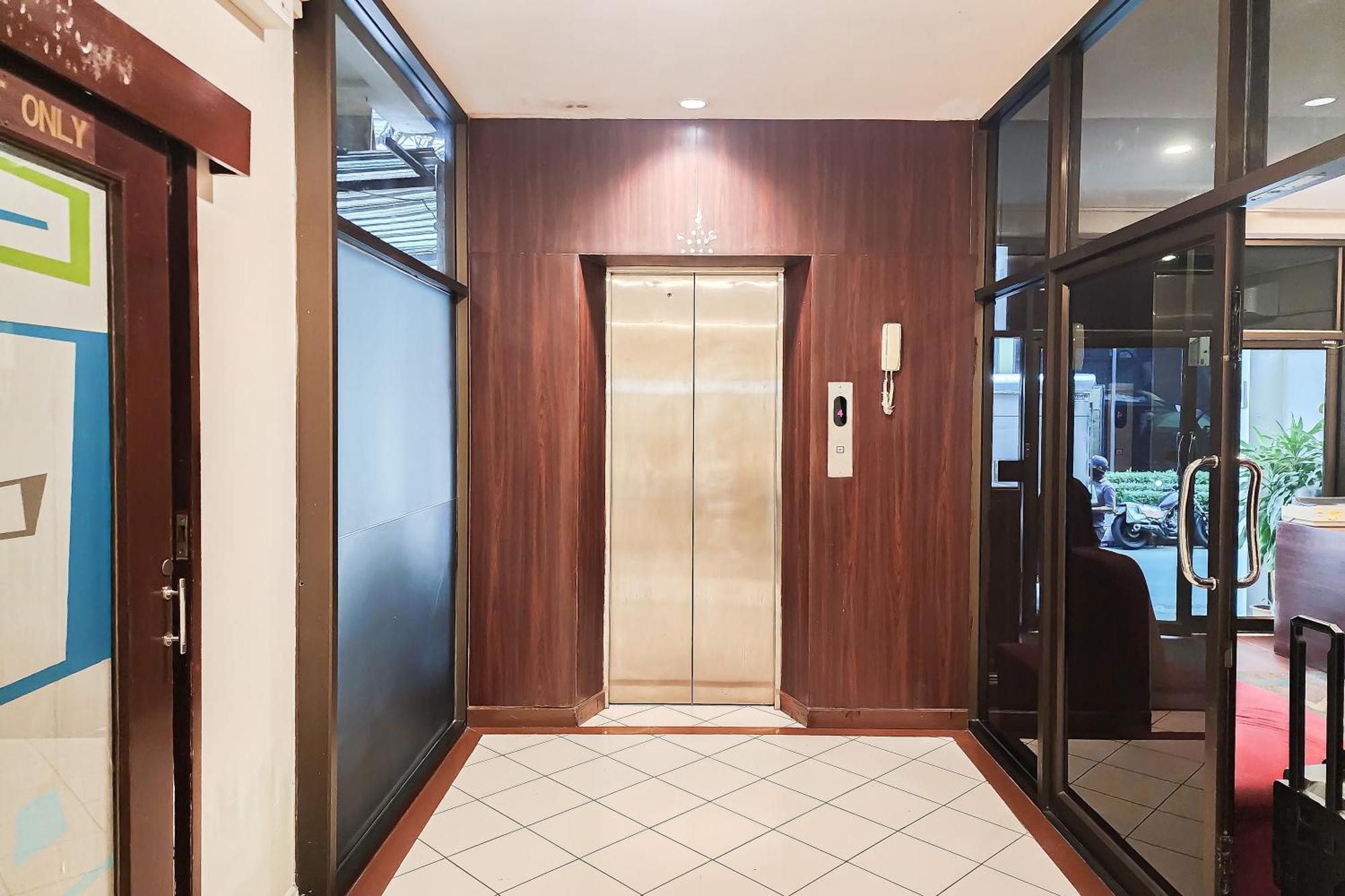 Cordia Sathorn Hotel 3*