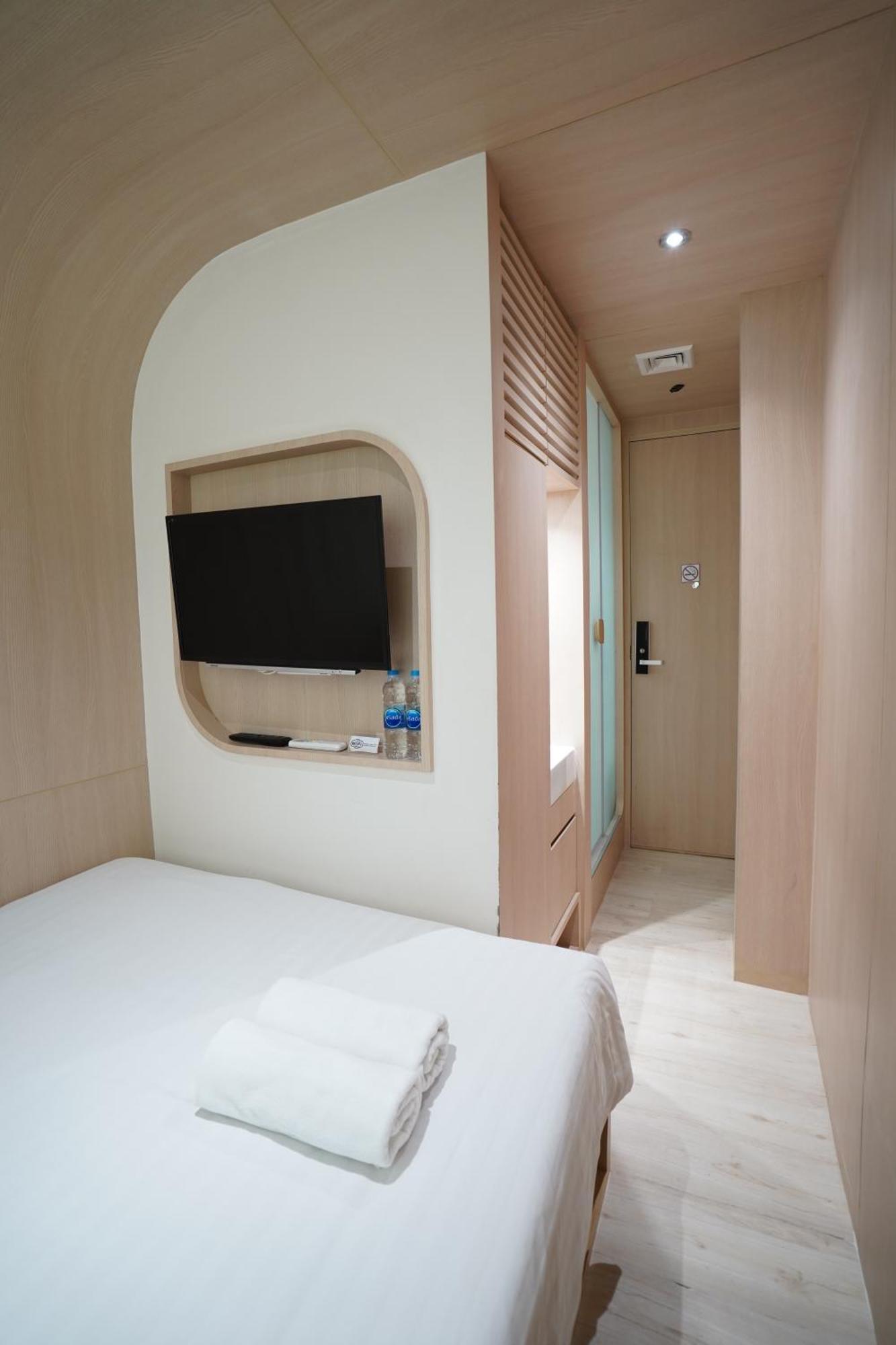 W 21 Hotel