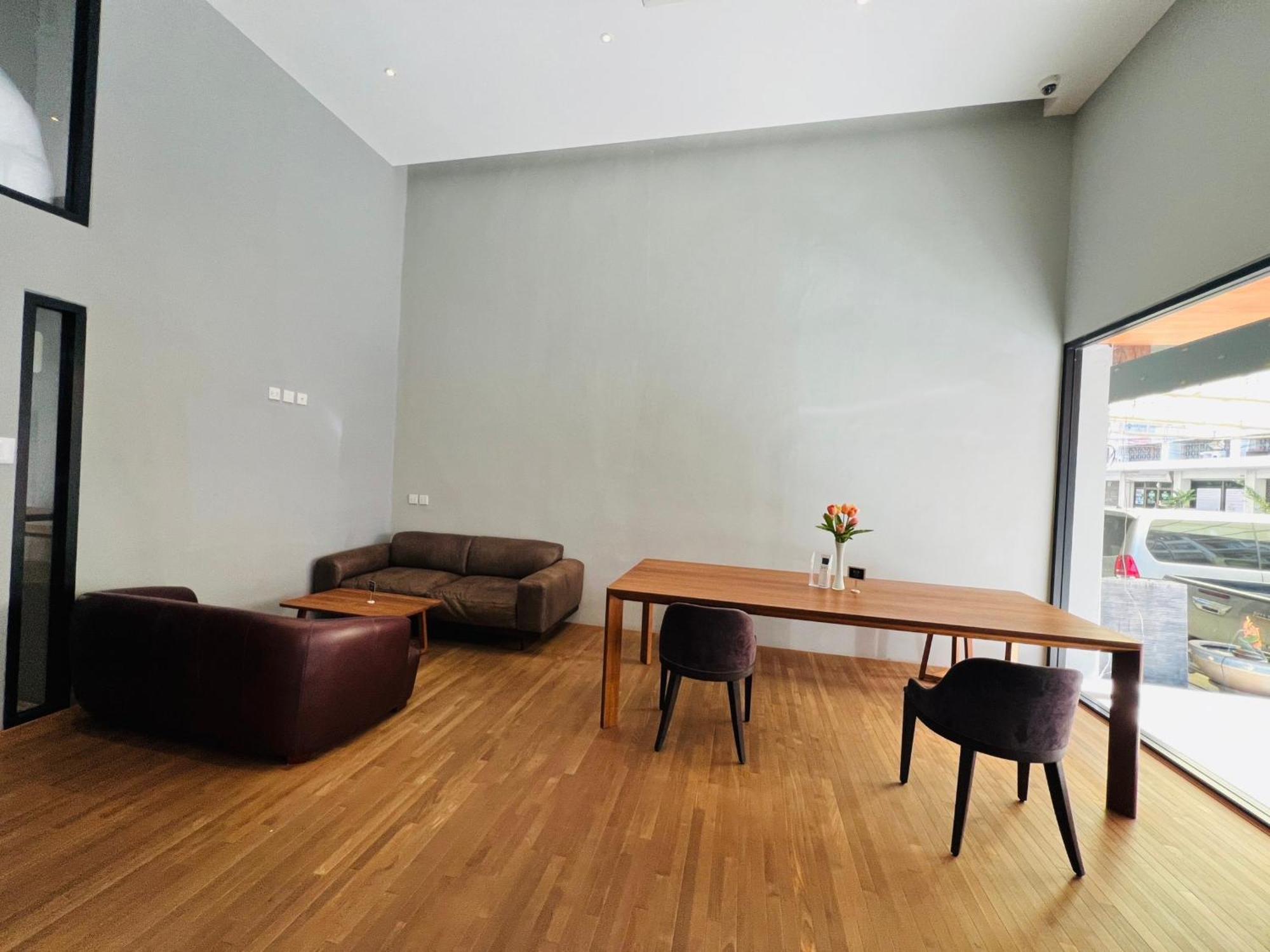 Hotel Woodstory Boutique 3*