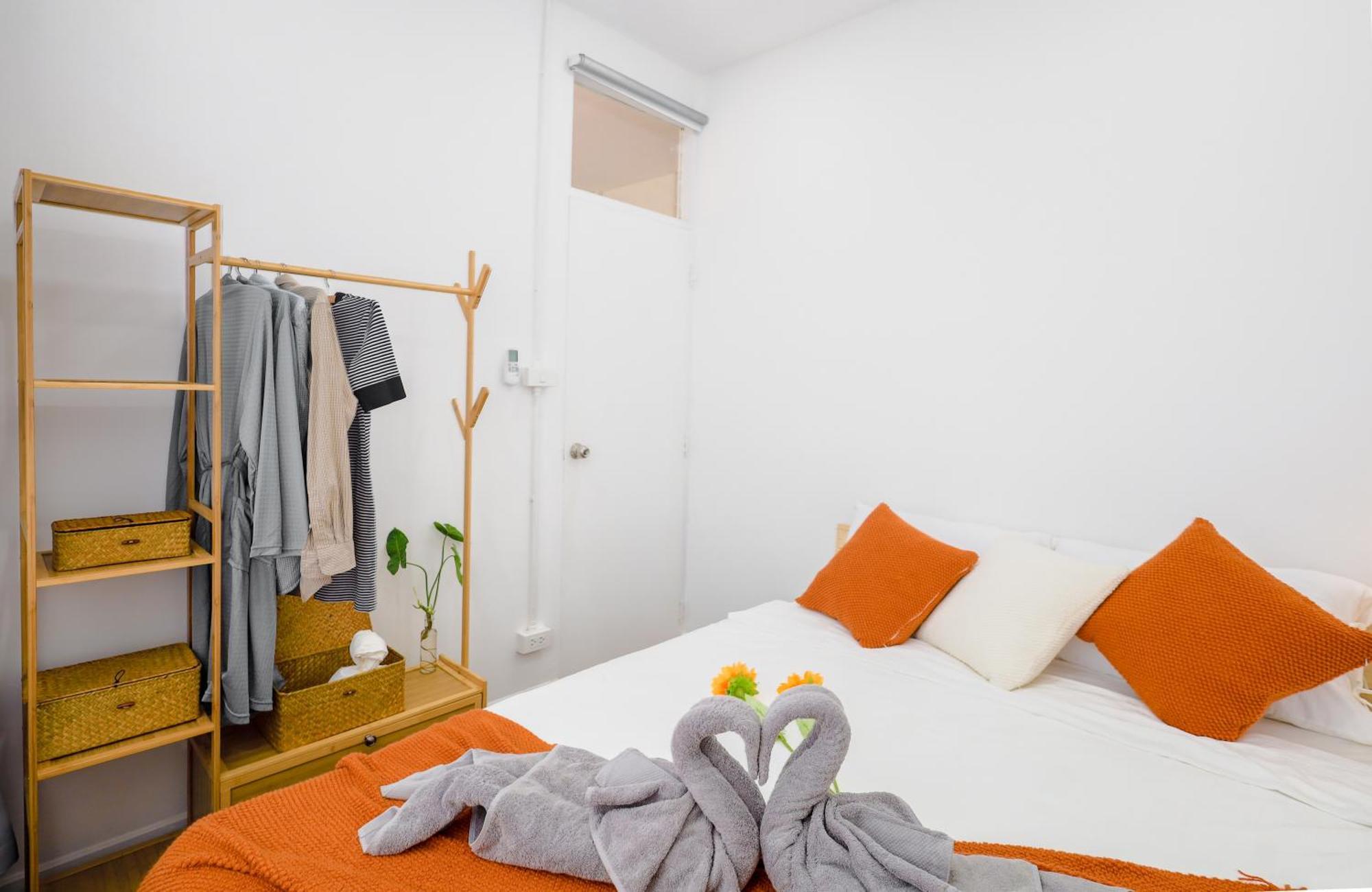 Ratchada Retreat Bespoke Urban 3 Villa Bangkok