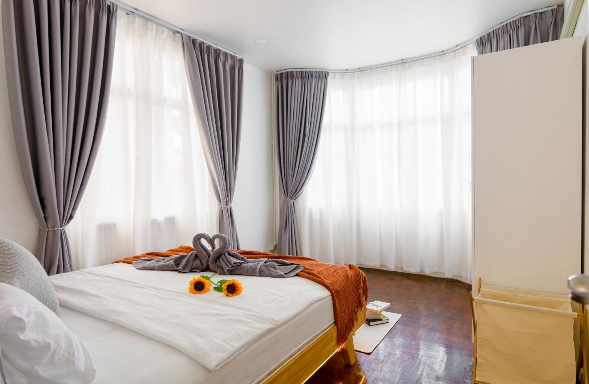 Ratchada Retreat Bespoke Urban 3 Villa Bangkok
