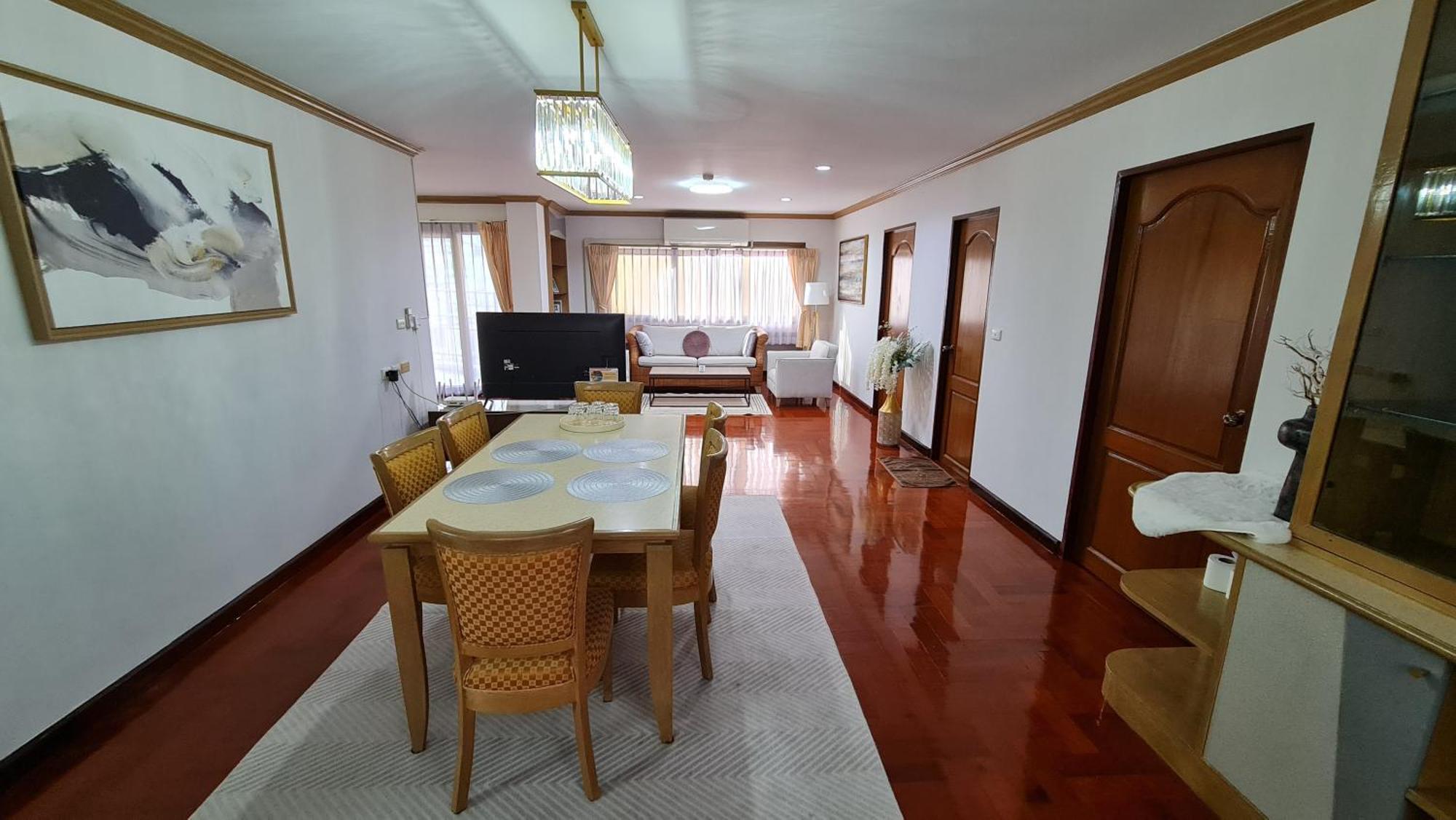 Service Apartment Thong Lo Ekkamai Prompong *