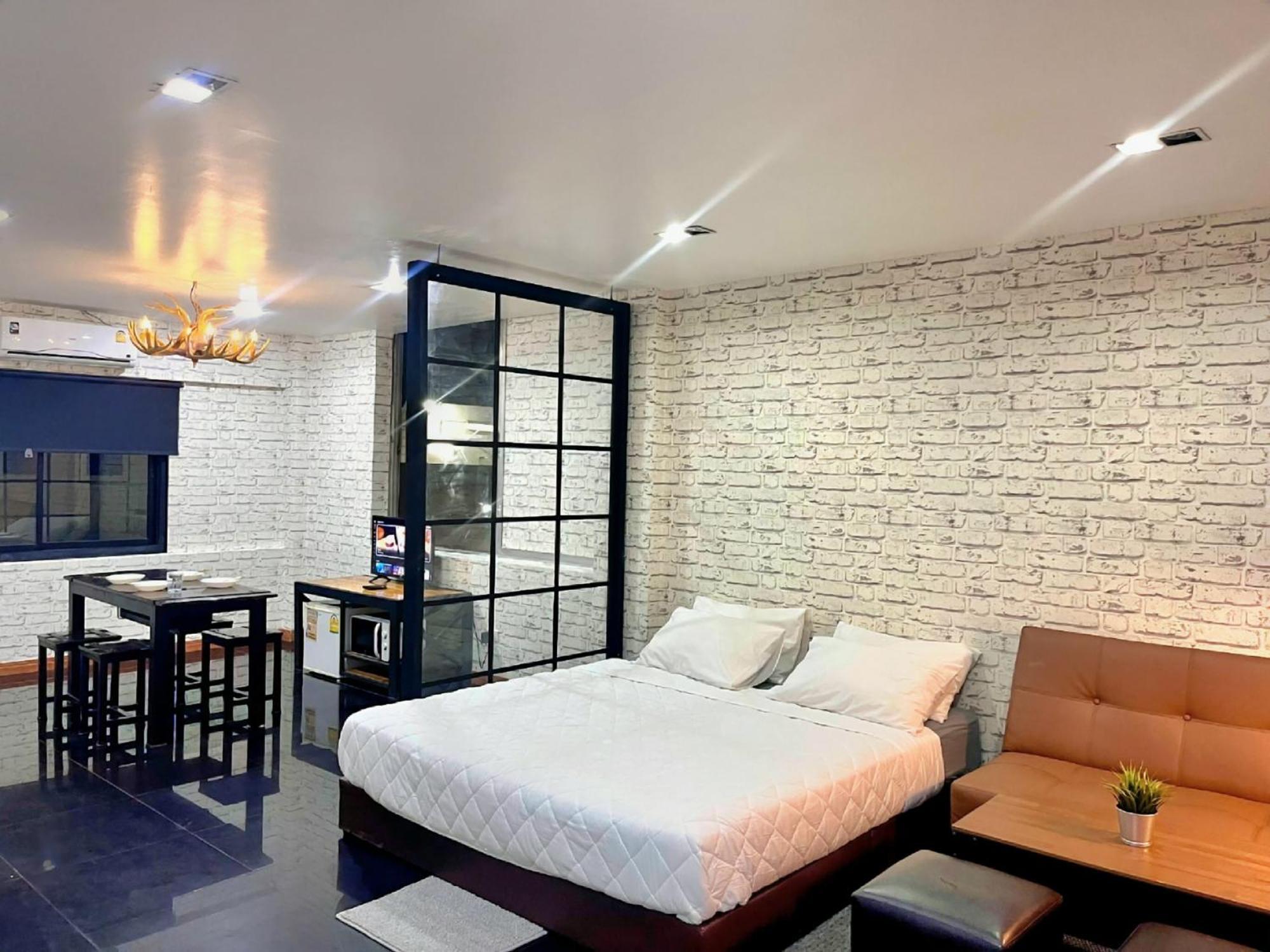 Apartment Baan33 Check In By Yourself Code Inbox 4fl Behind Amazon Cafe *