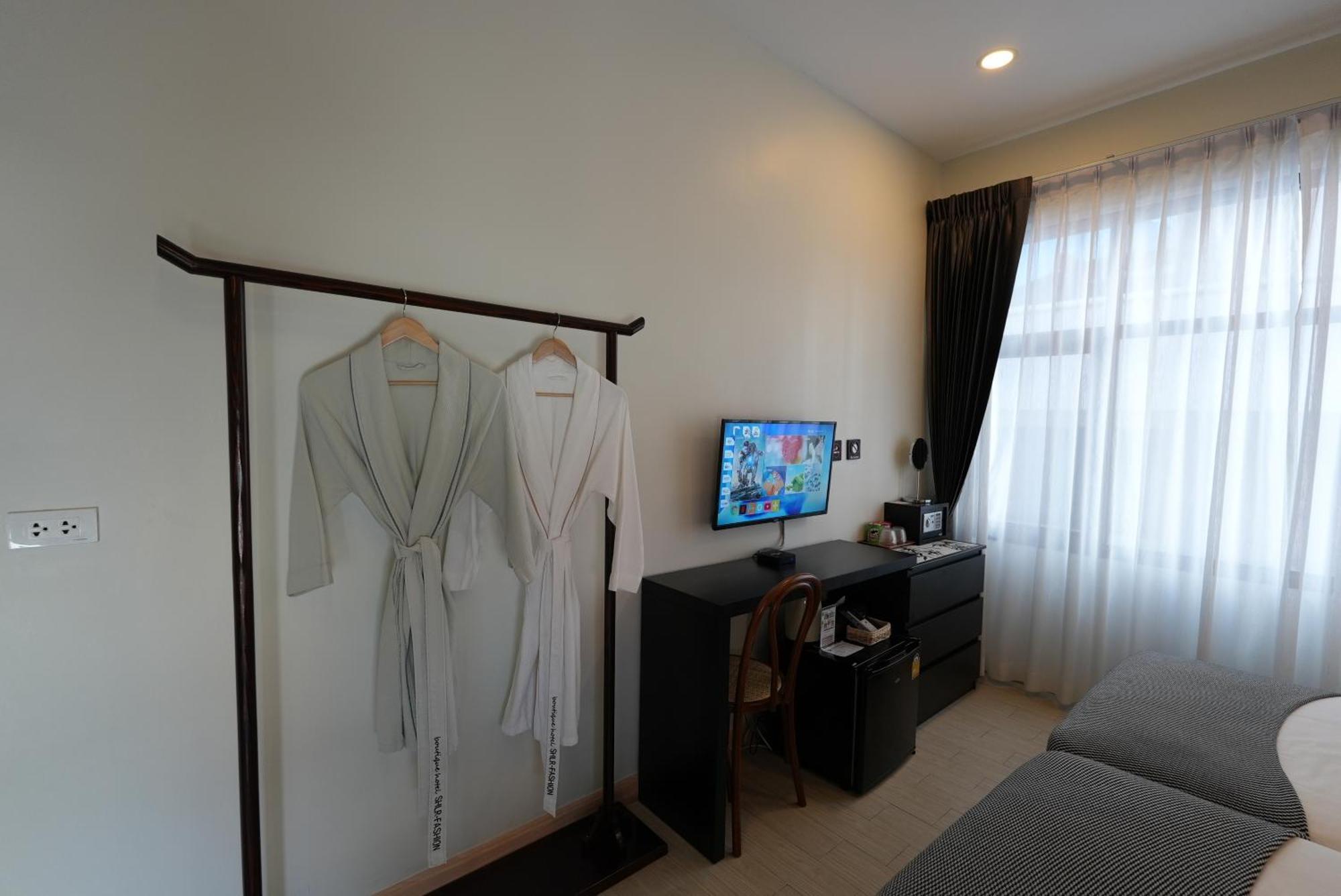 Yolo Boutique Hotel