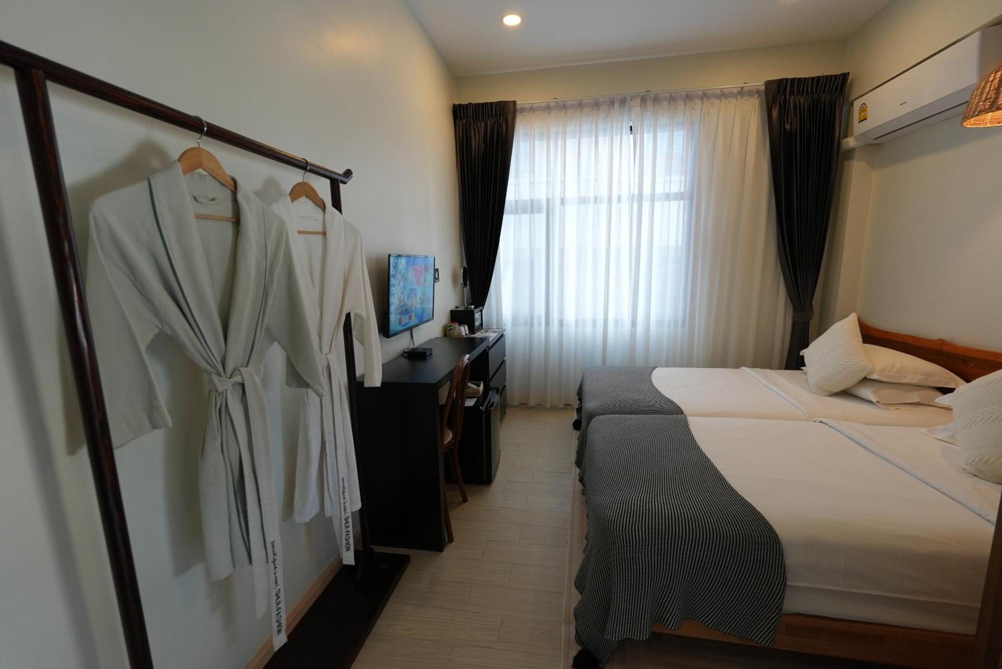 Yolo Boutique Bangkok