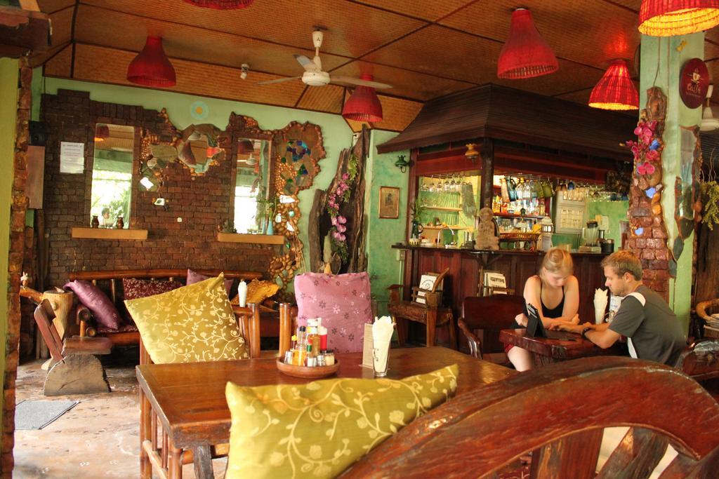 Shanti Guest house 2*