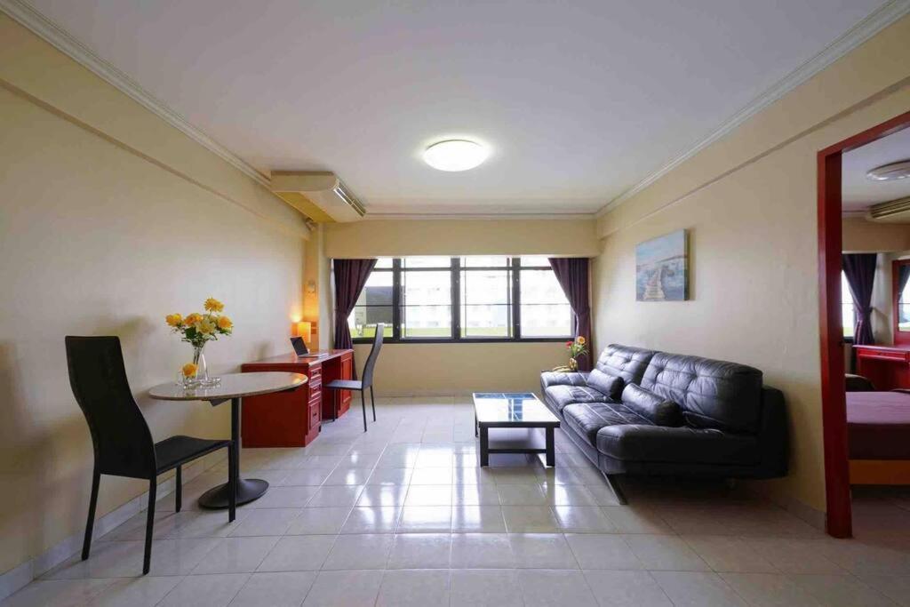 Vintage 1 Bedroom Ekamai 23 Apartment *
