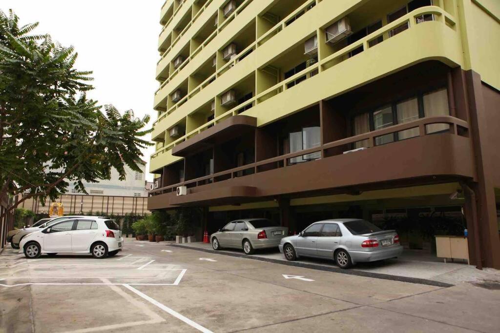 Apartment Vintage 1 Bedroom Ekamai 23 *