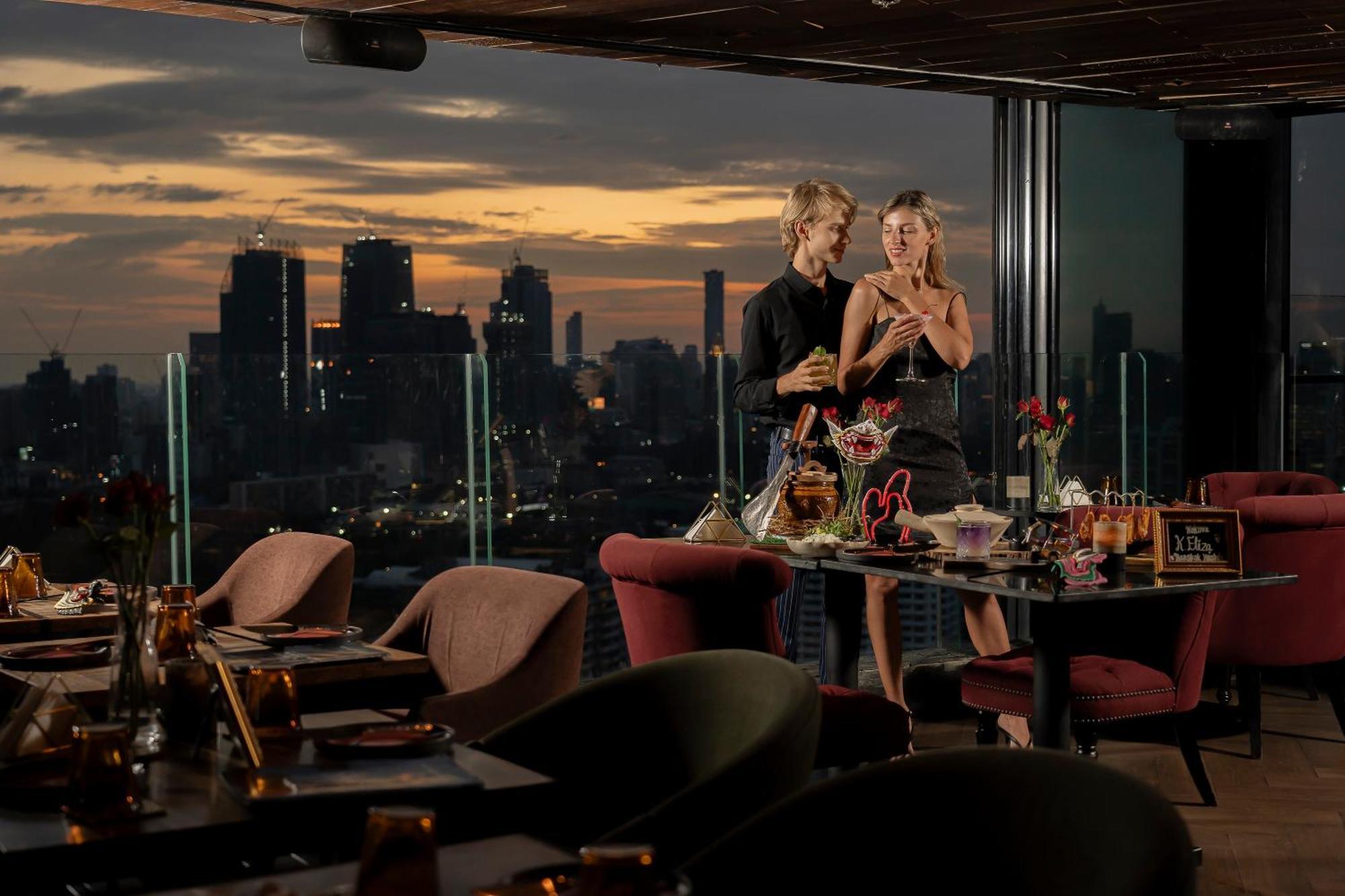 The Continent Sukhumvit - Asok Bts Hotel