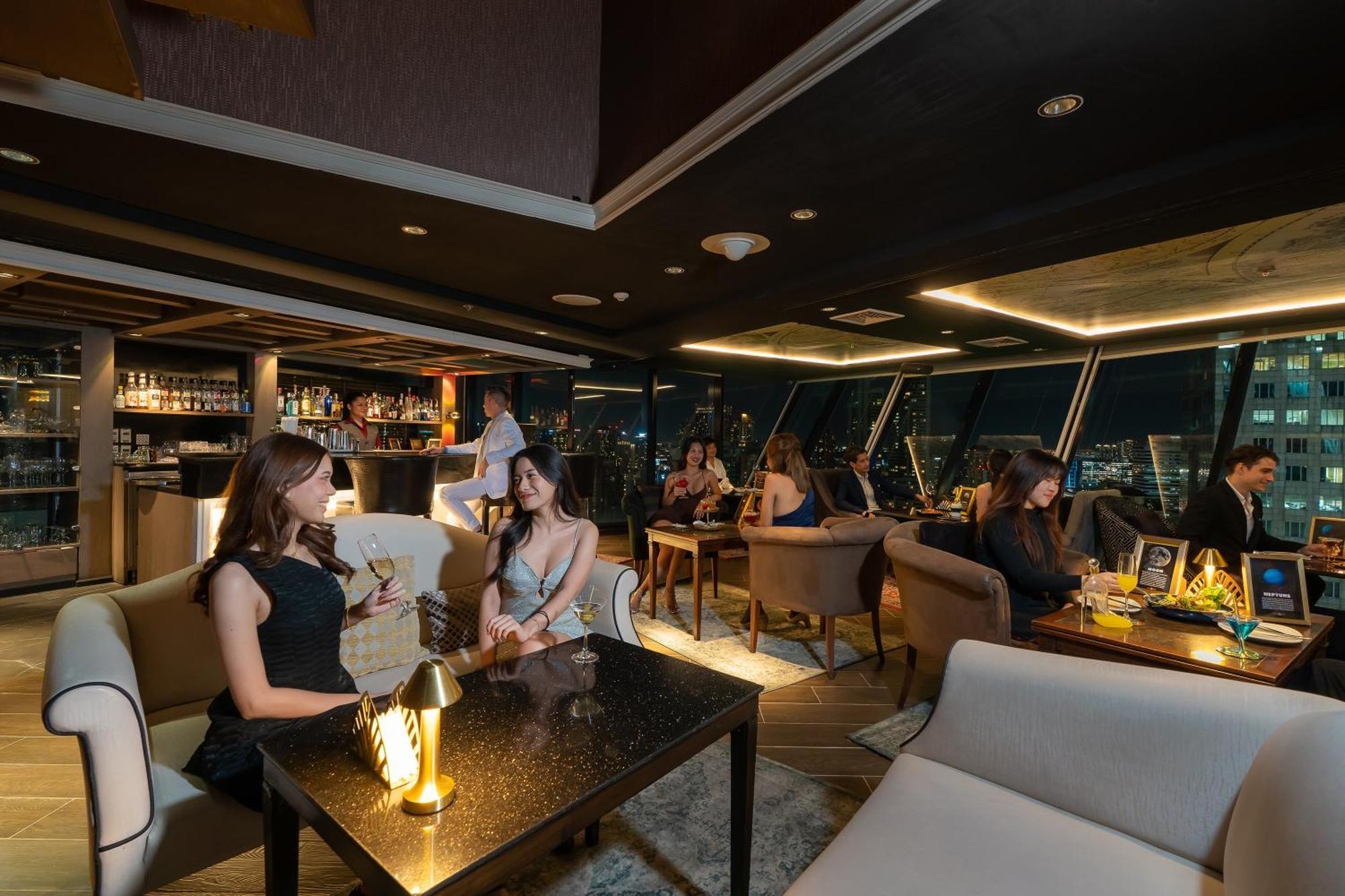 The Continent Sukhumvit - Asok Bts 5*