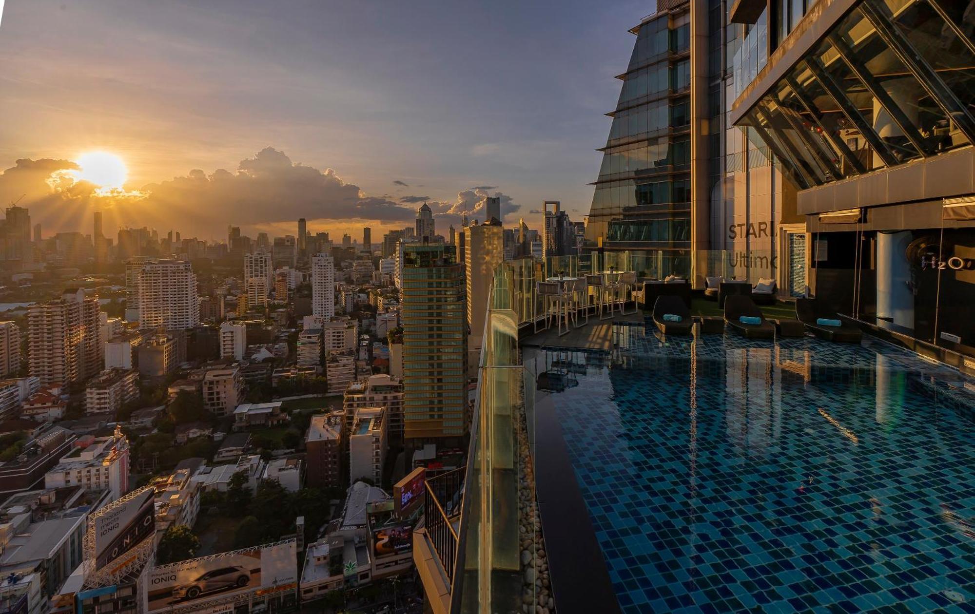 The Continent Sukhumvit - Asok Bts 5* Bangkok