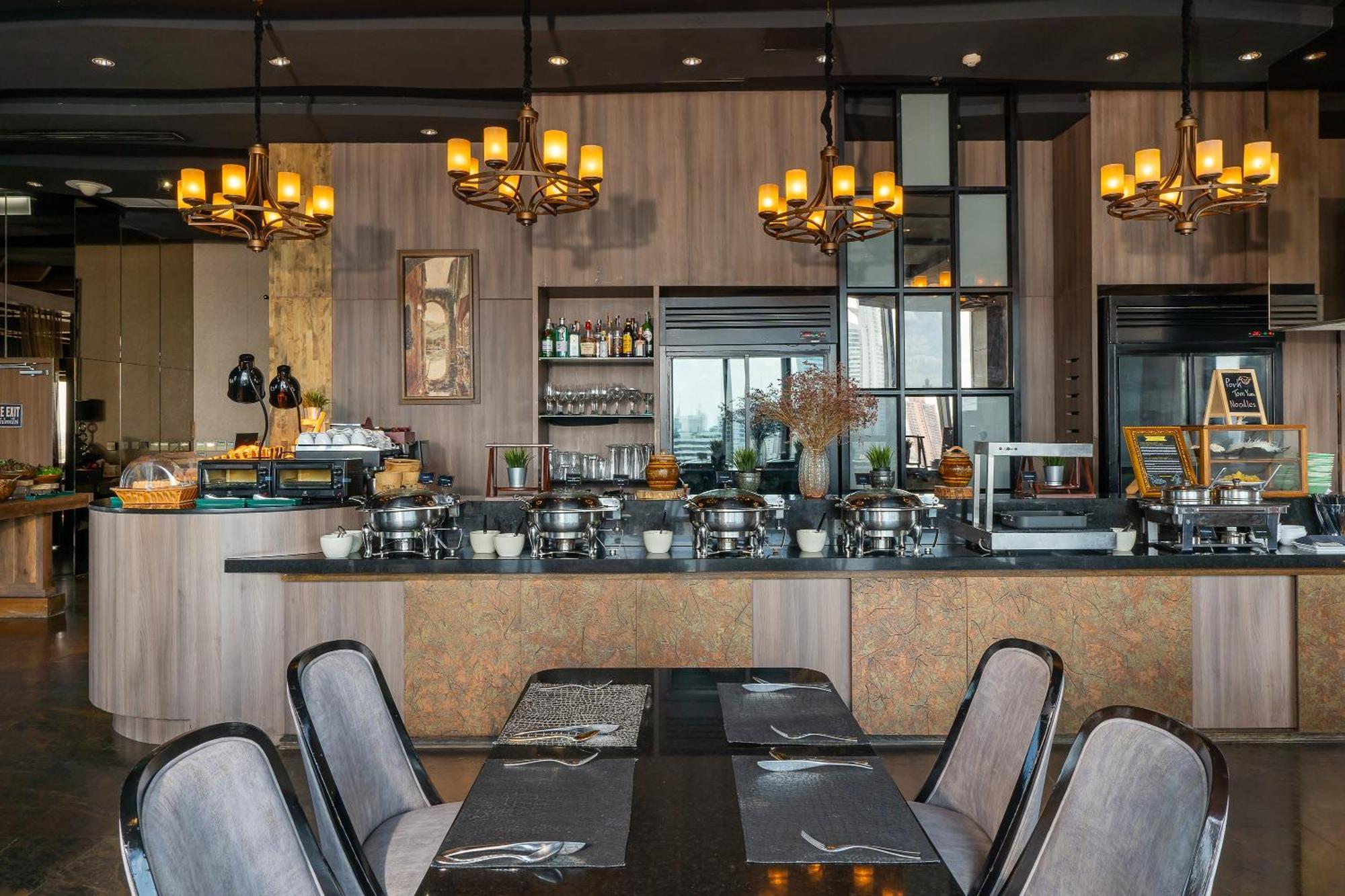 The Continent Sukhumvit - Asok Bts Hotel Bangkok