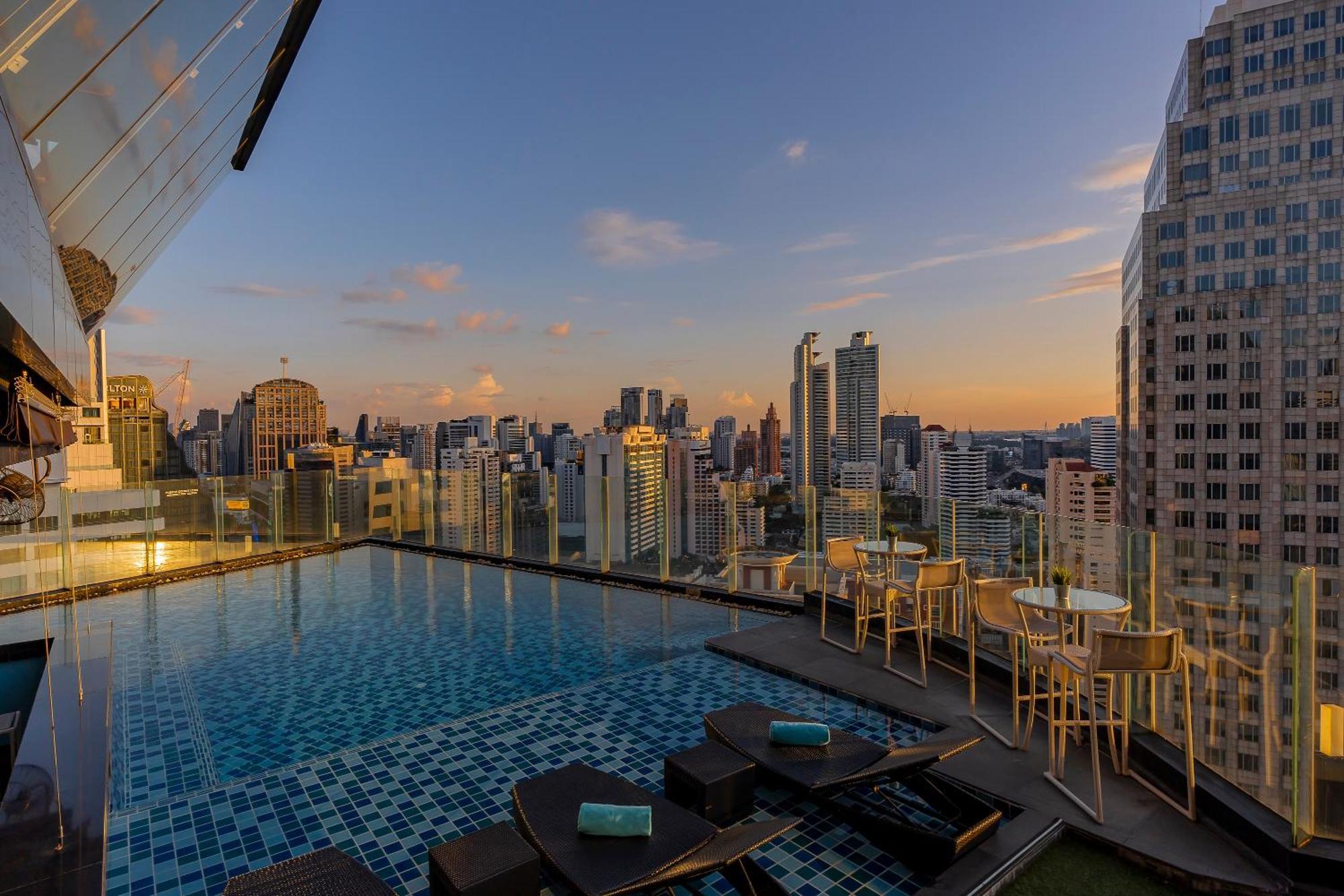 The Continent Sukhumvit - Asok Bts Hotel 5*
