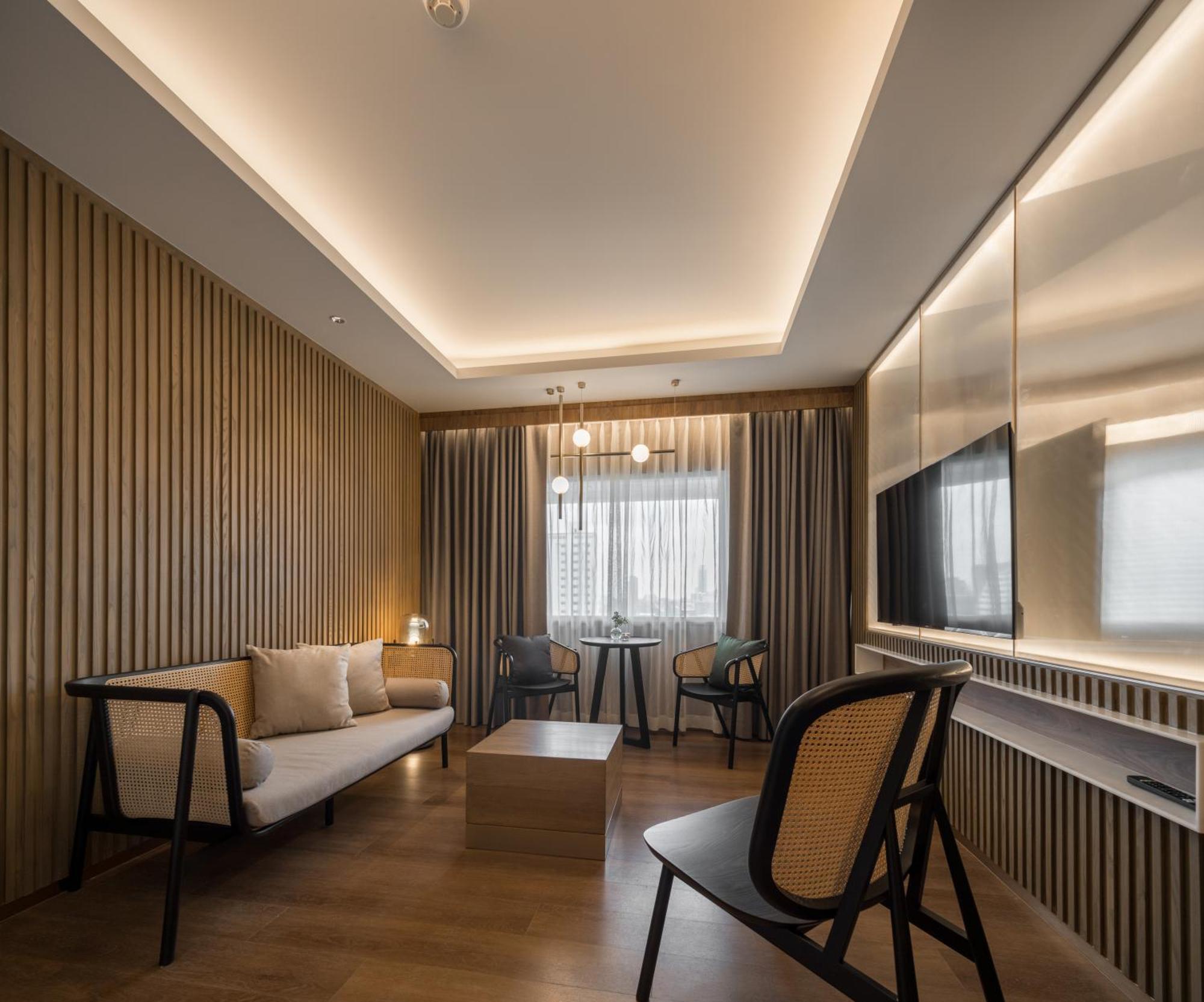 Maison Hotel 5*
