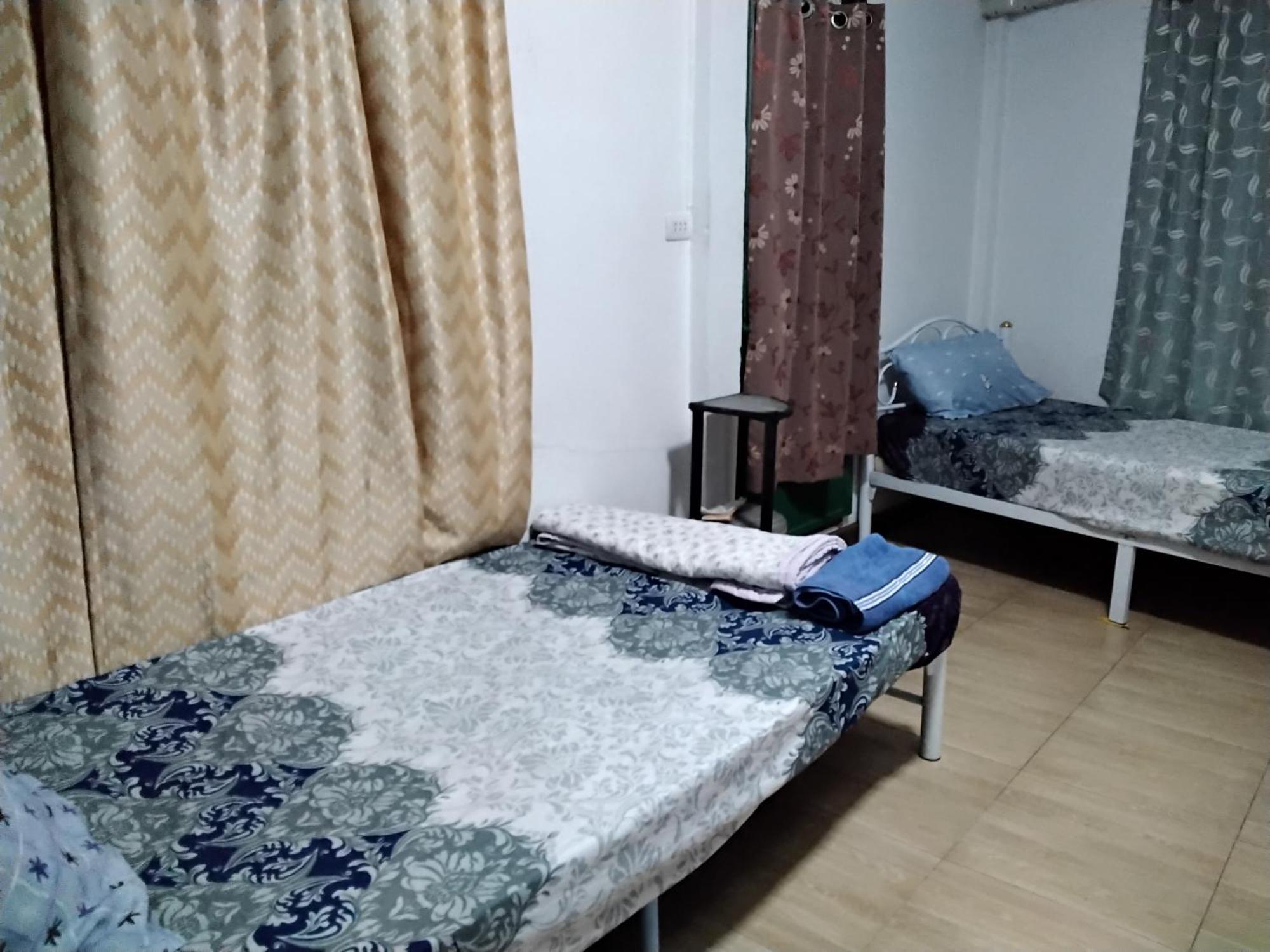 Danee Hostel *