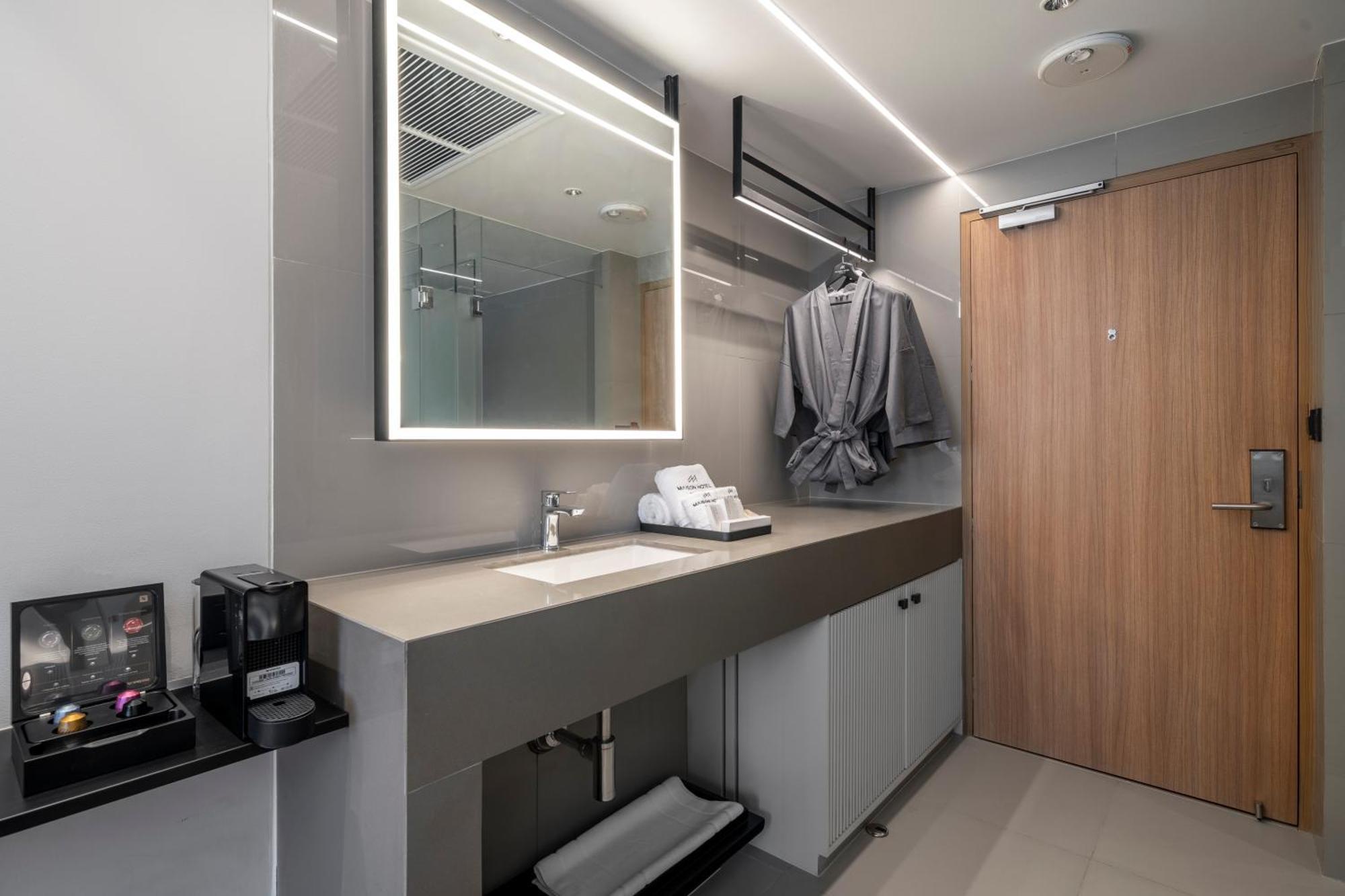 Maison Hotel 5*