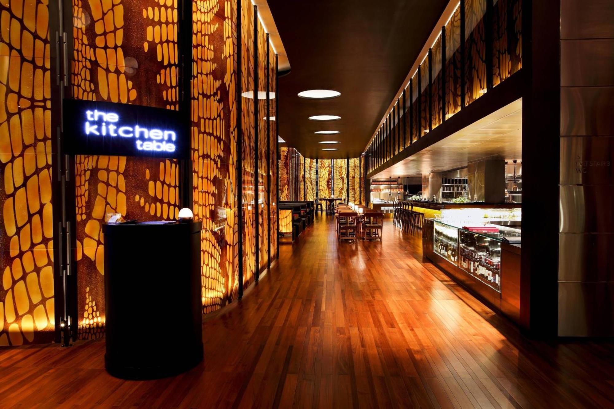 W Hotel 5*