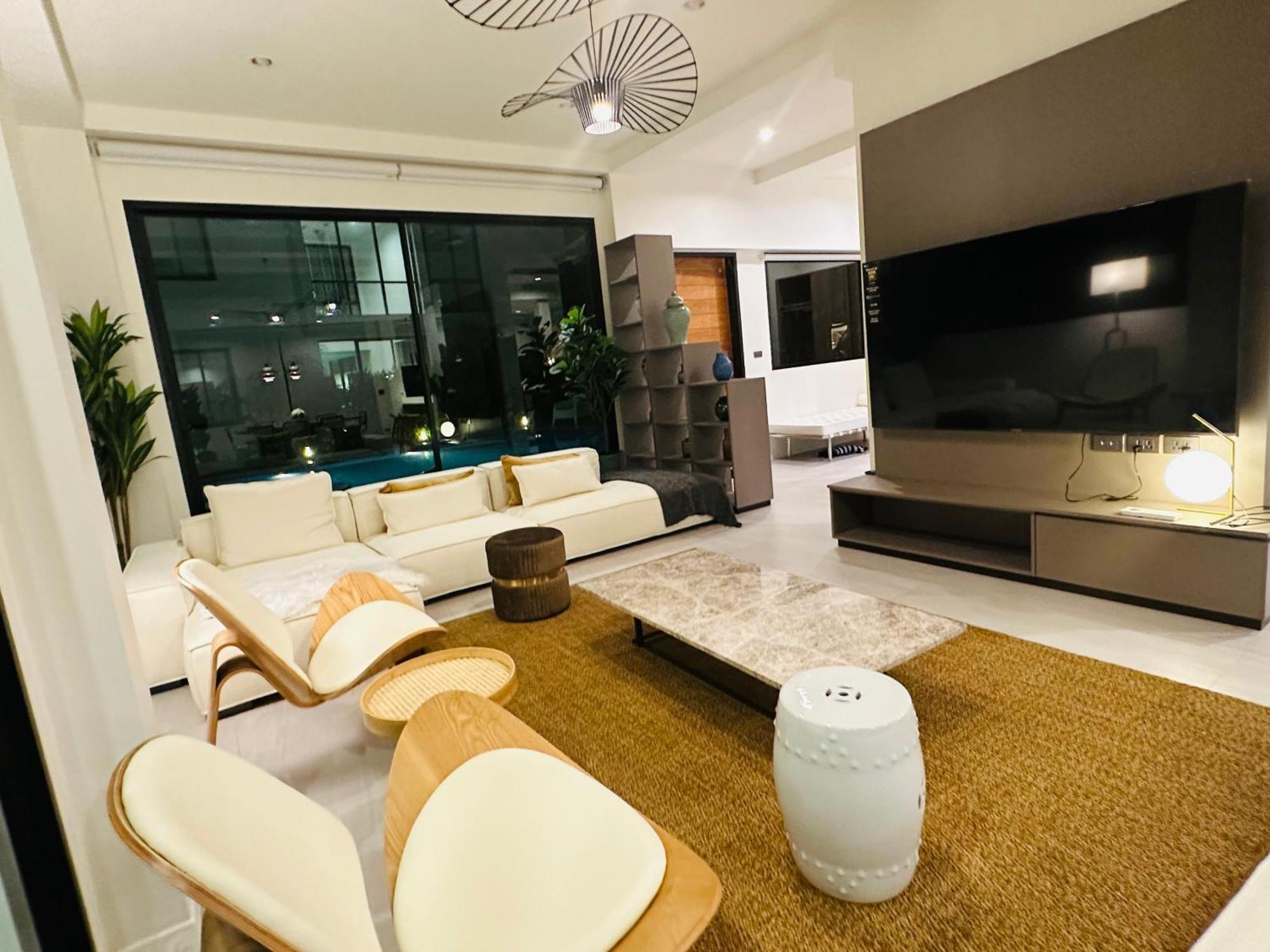Villa Luxury Pridi *
