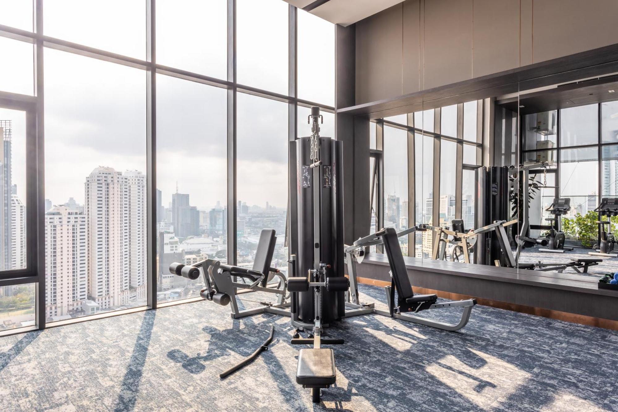 Wyndham Queen Convention Centre 4*