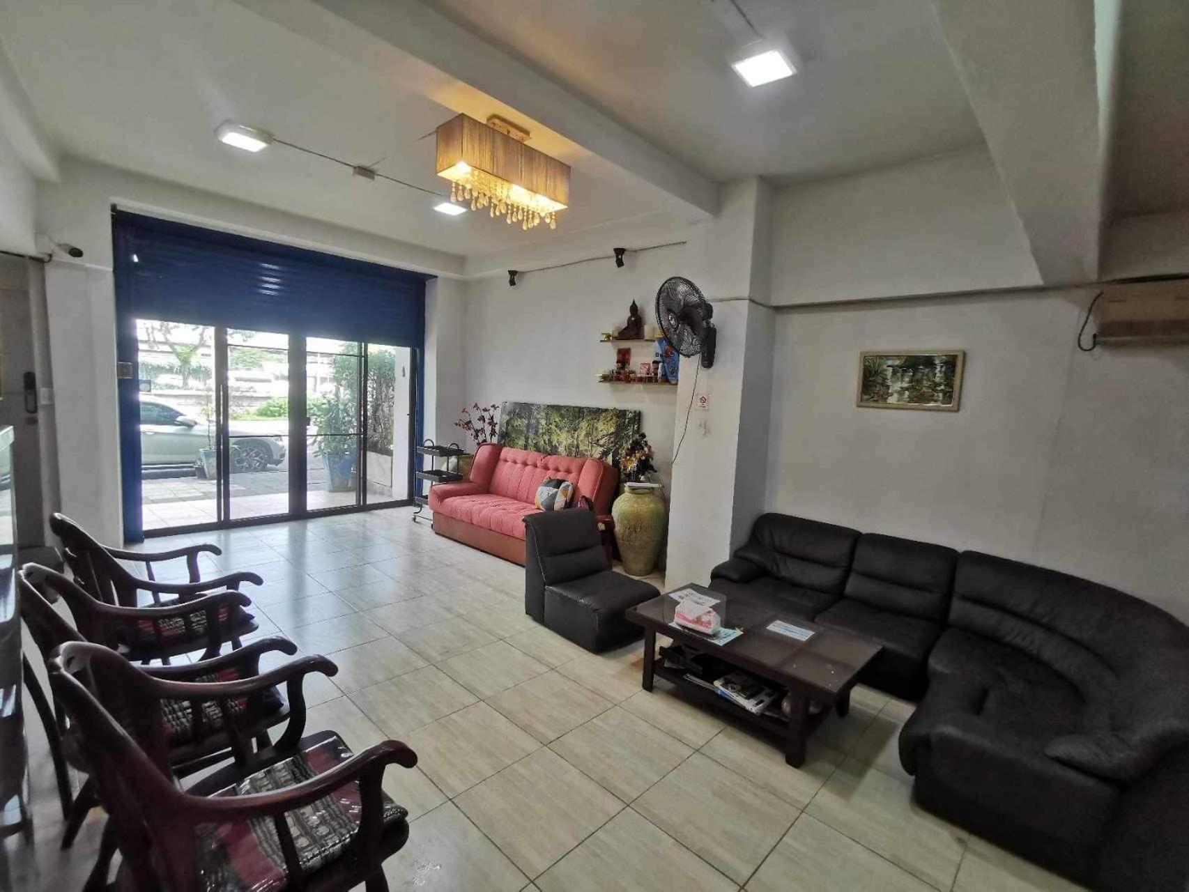 Baan1668 Hometel Near Chinatown One