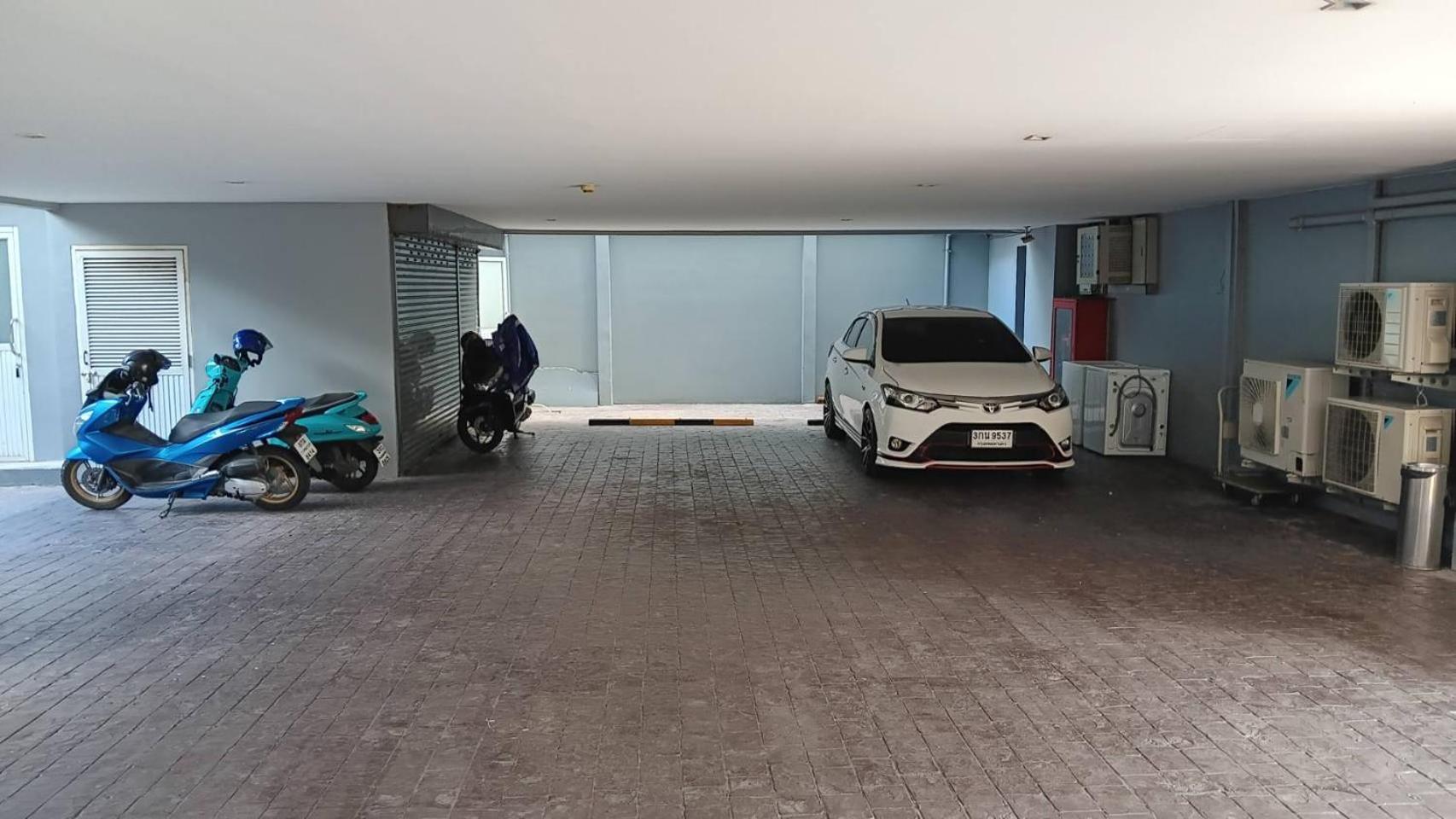 J Thonglor 8 Apartment Bangkok