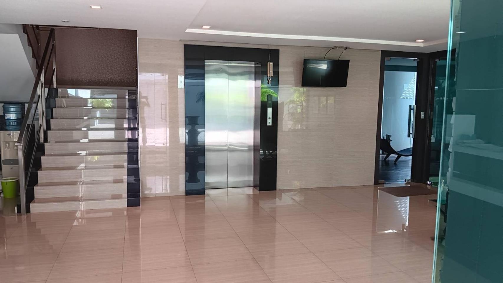 J Thonglor 8 Apartment Bangkok