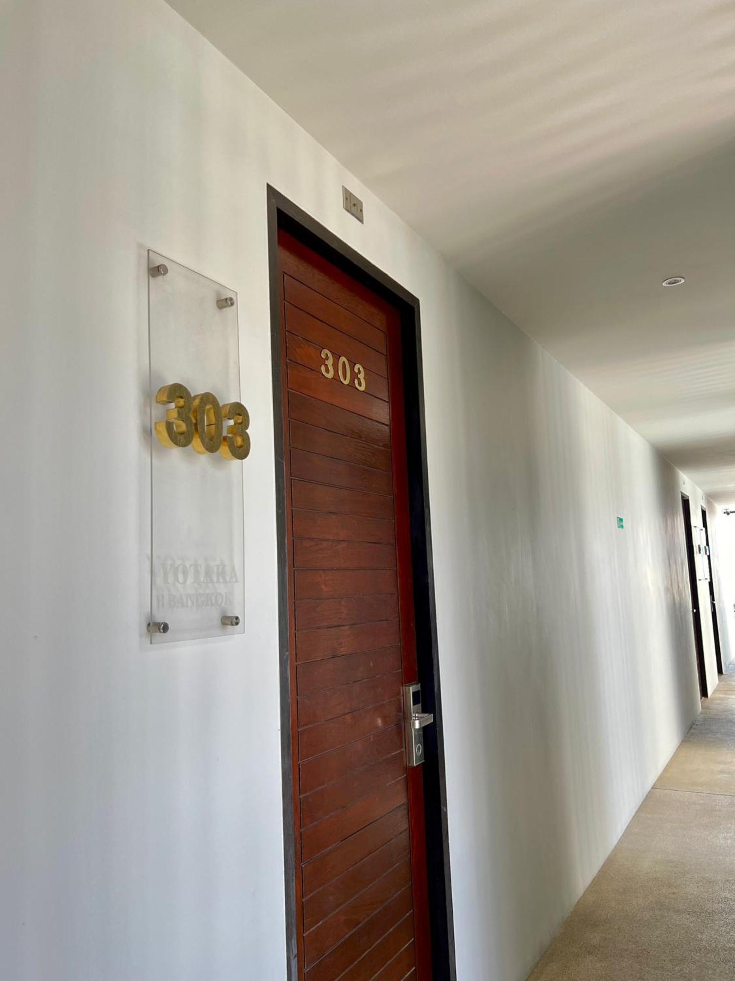 Yotaka Hotel
