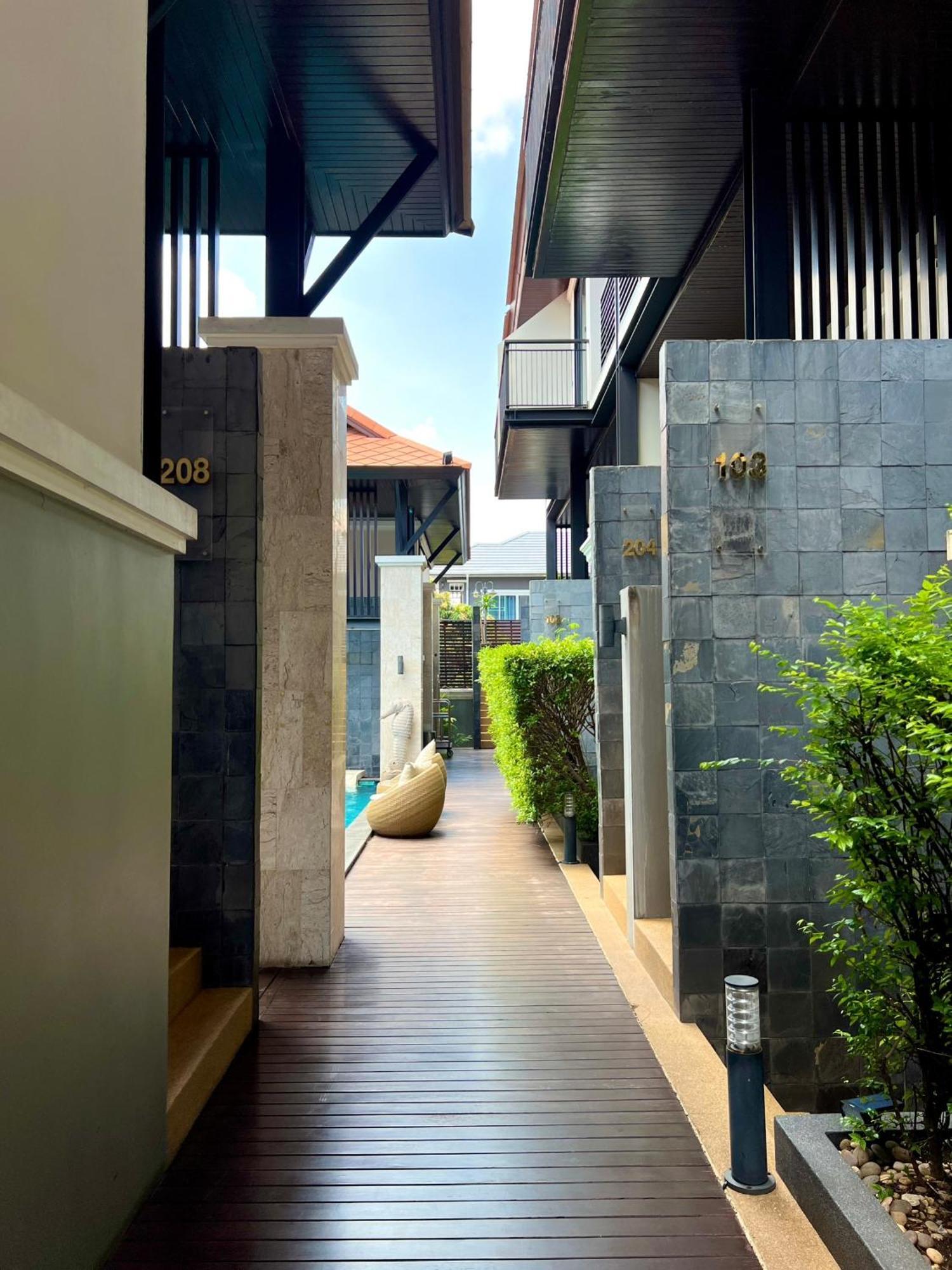 Yotaka Bangkok