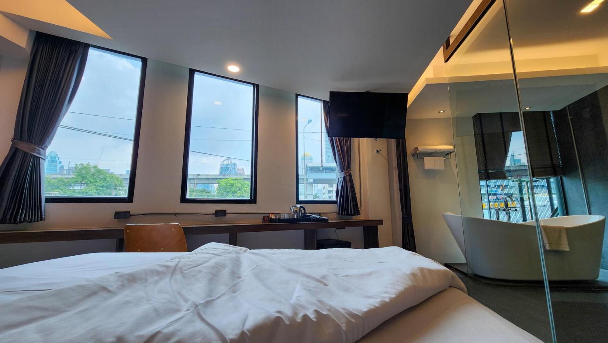 Hotel Ordinary