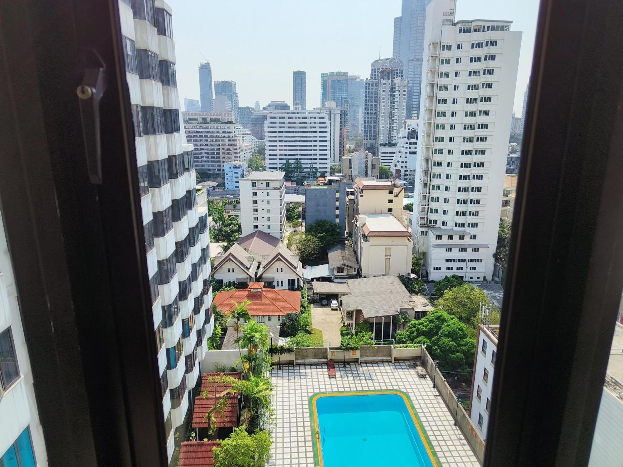 Omni Tower Cozy By Direct Apartment Bangkok