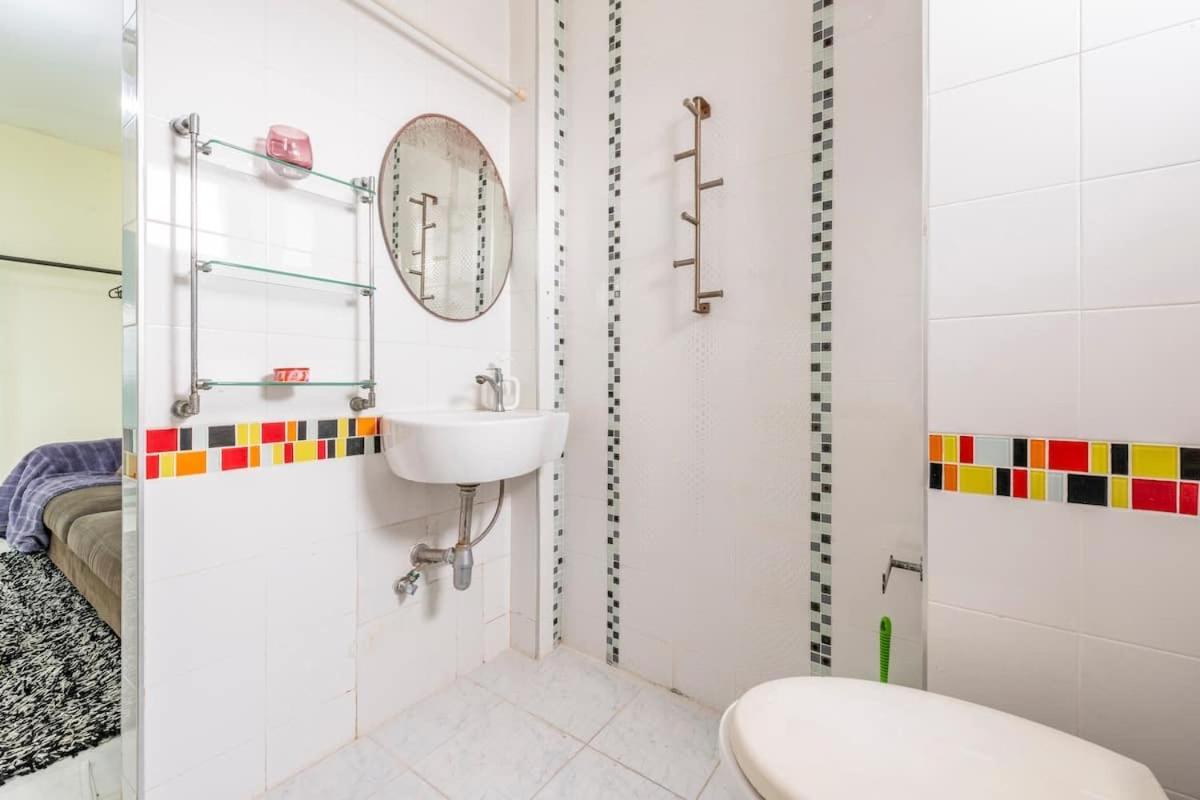 Cb's - Cheap Boutique Homestay Bangkok